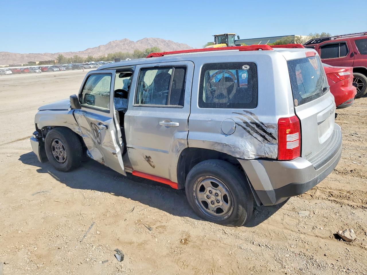 2010 Jeep Patriot Sport Silver vin: 1J4NT2GB4AD660191