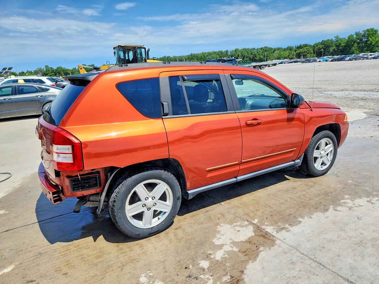 2010 Jeep Compass Sport Orange vin: 1J4NT4FA1AD504744