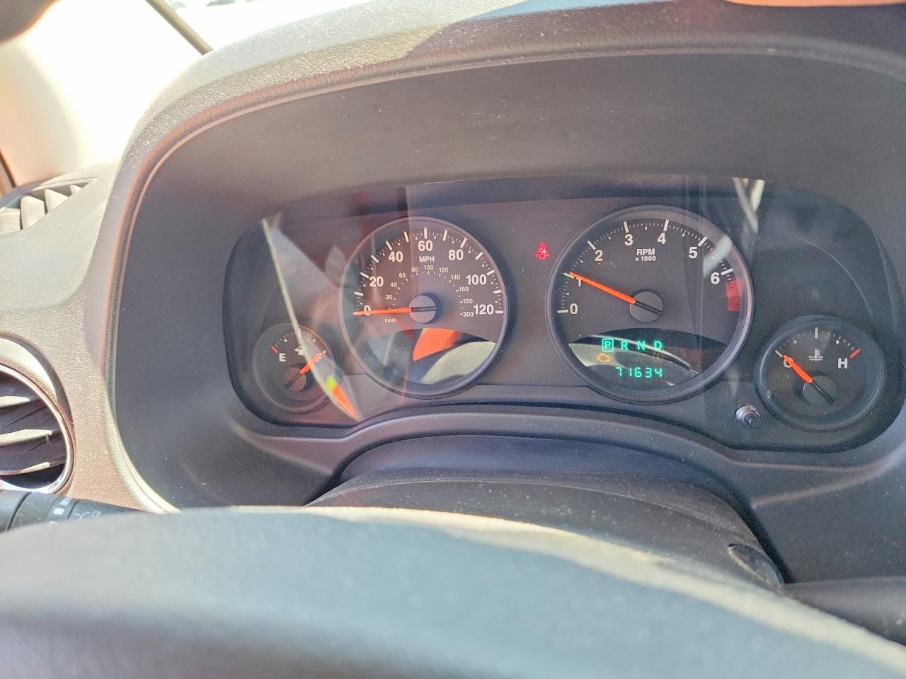2010 Jeep Compass Sport Orange vin: 1J4NT4FA1AD504744