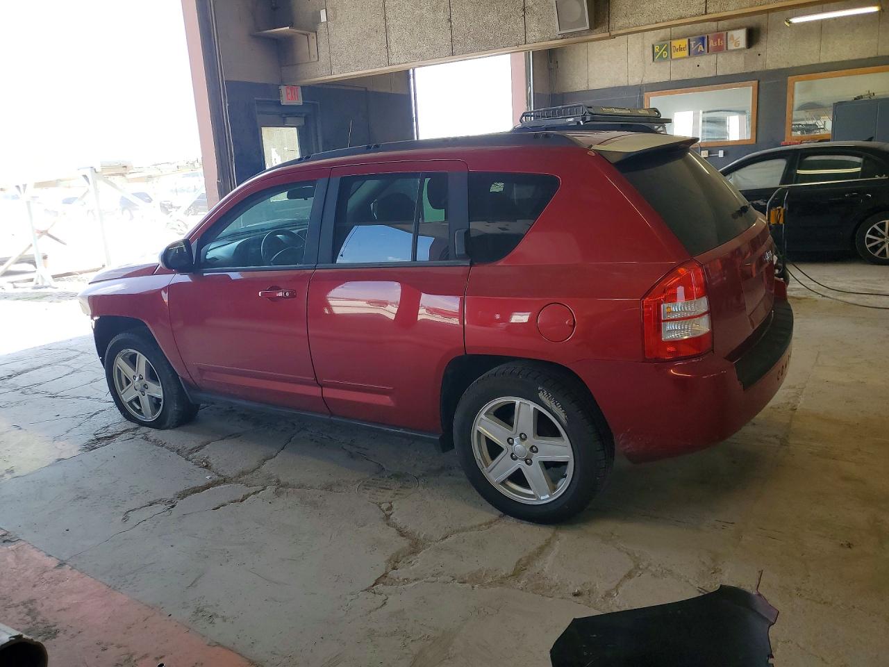 2010 Jeep Compass Sport Red vin: 1J4NT4FA6AD504755