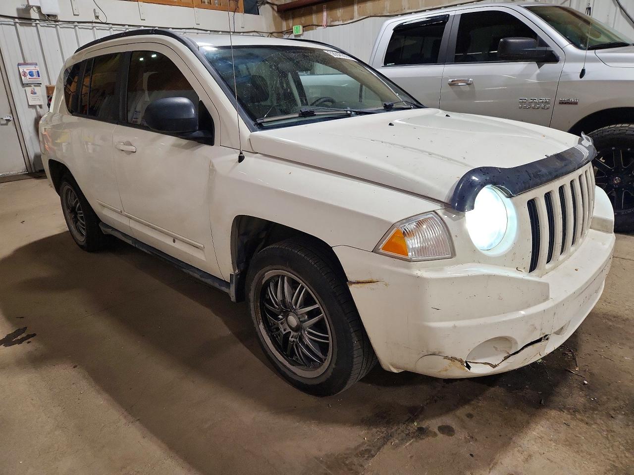 2010 Jeep Compass Sport White vin: 1J4NT4FA8AD506863
