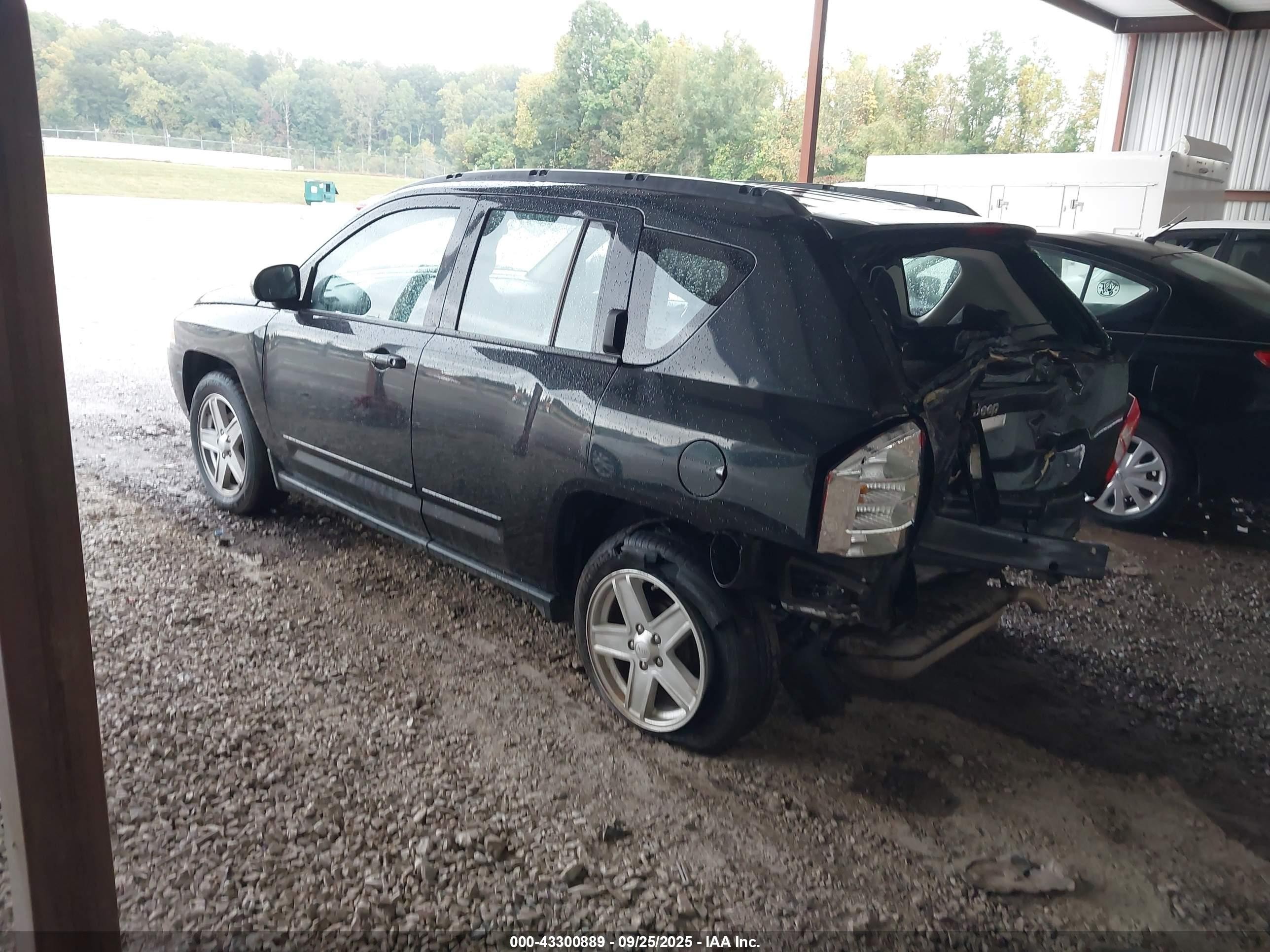 2010 Jeep Compass Sport Черный vin: 1J4NT4FB1AD574267