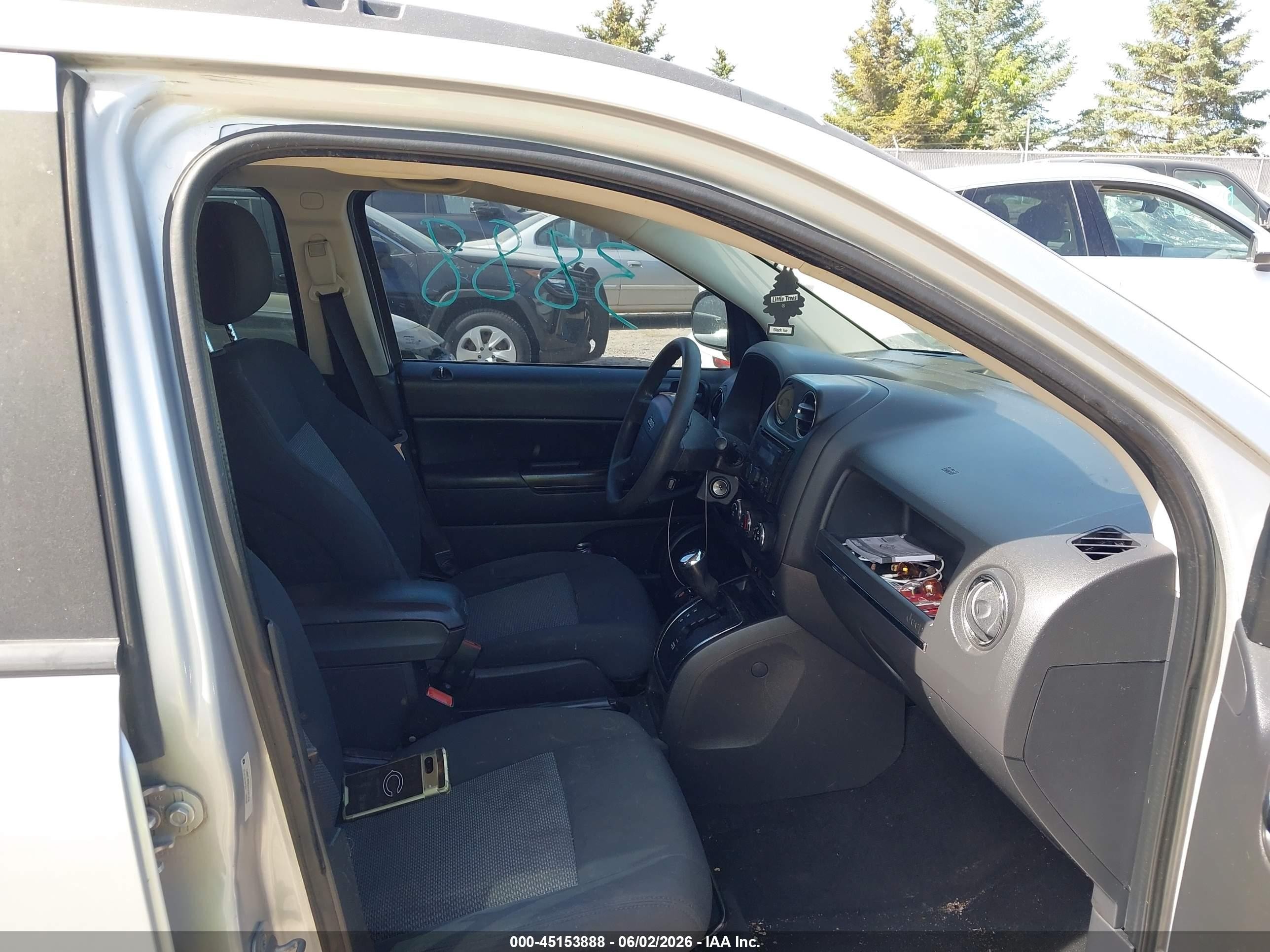 2010 Jeep Compass Sport Silver vin: 1J4NT4FB2AD501456