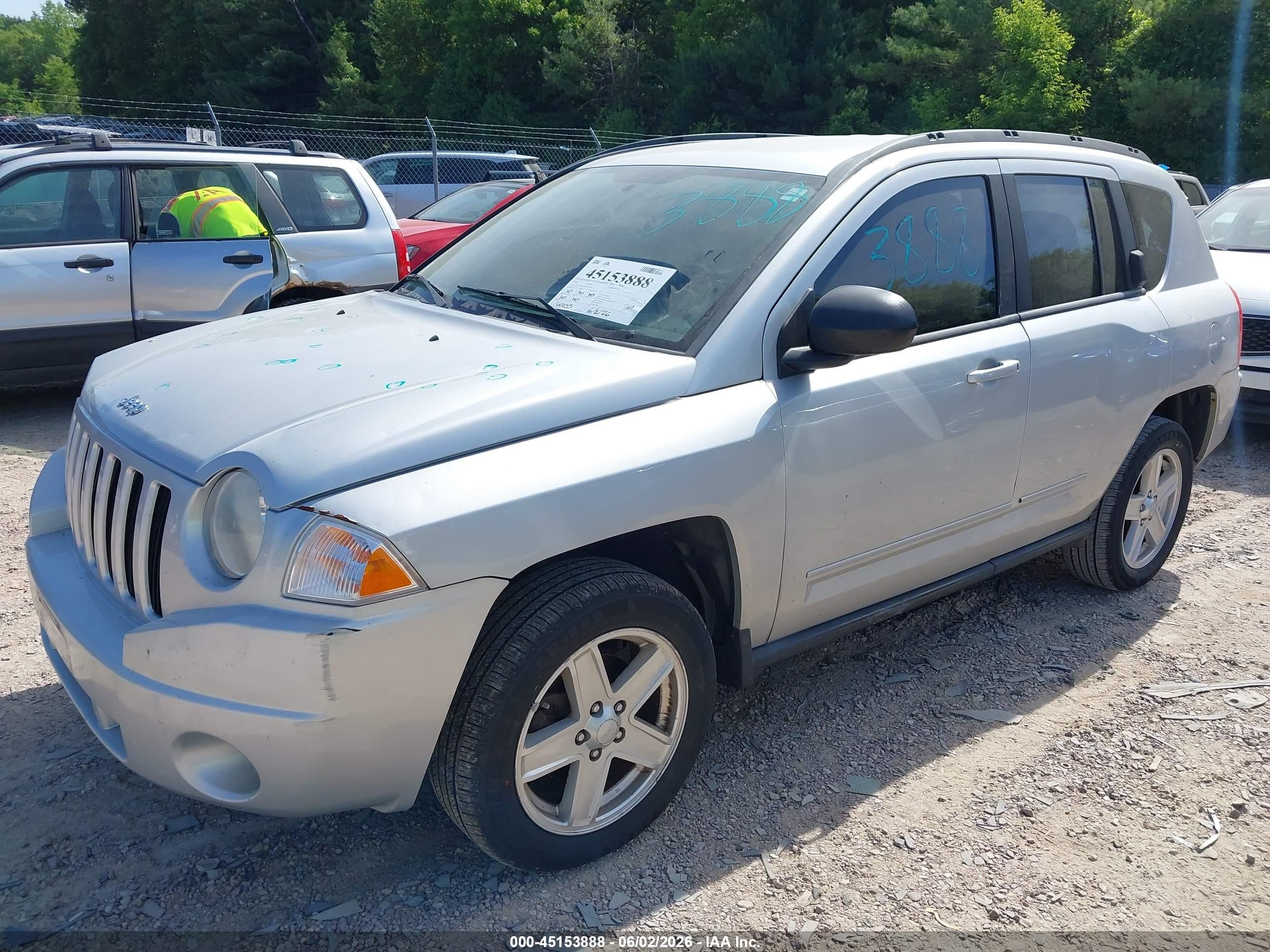 2010 Jeep Compass Sport Silver vin: 1J4NT4FB2AD501456
