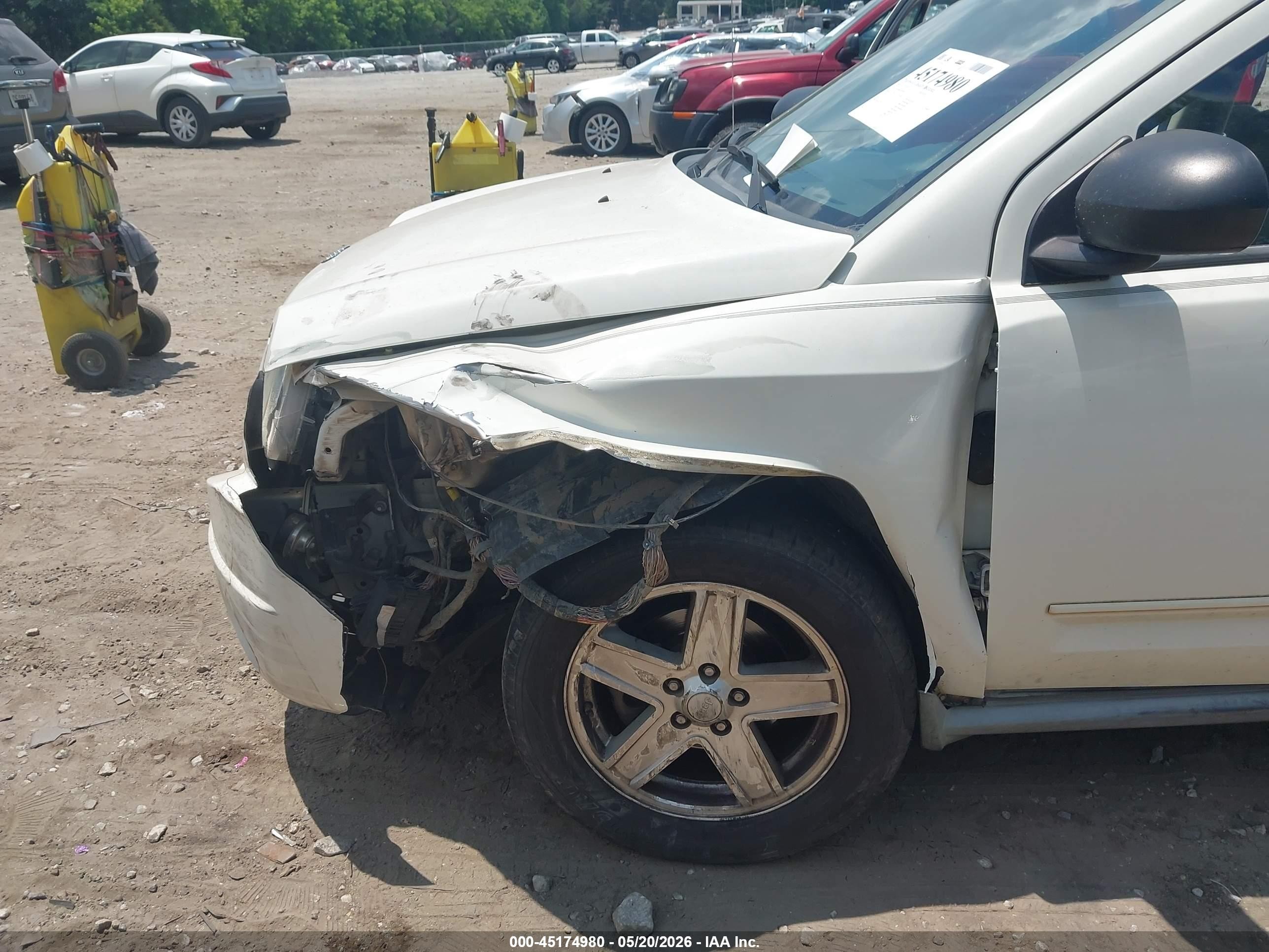 2010 Jeep Compass Sport White vin: 1J4NT4FB4AD585490
