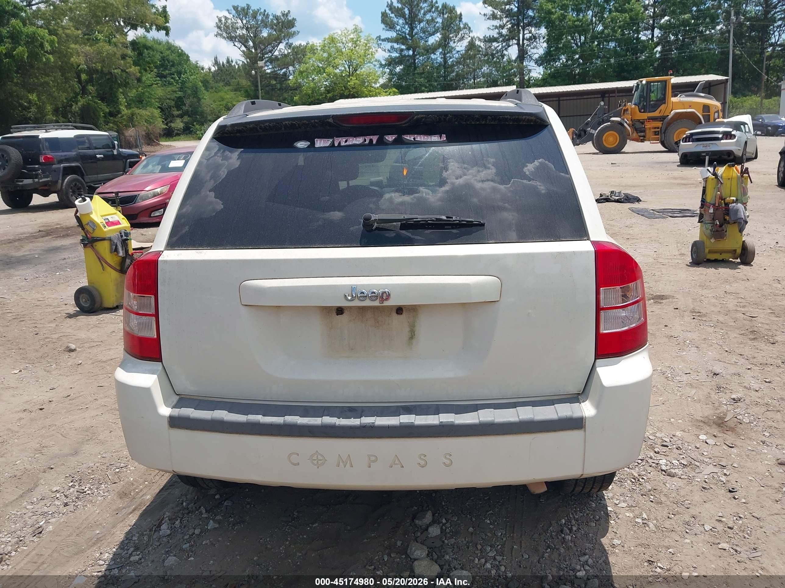 2010 Jeep Compass Sport White vin: 1J4NT4FB4AD585490