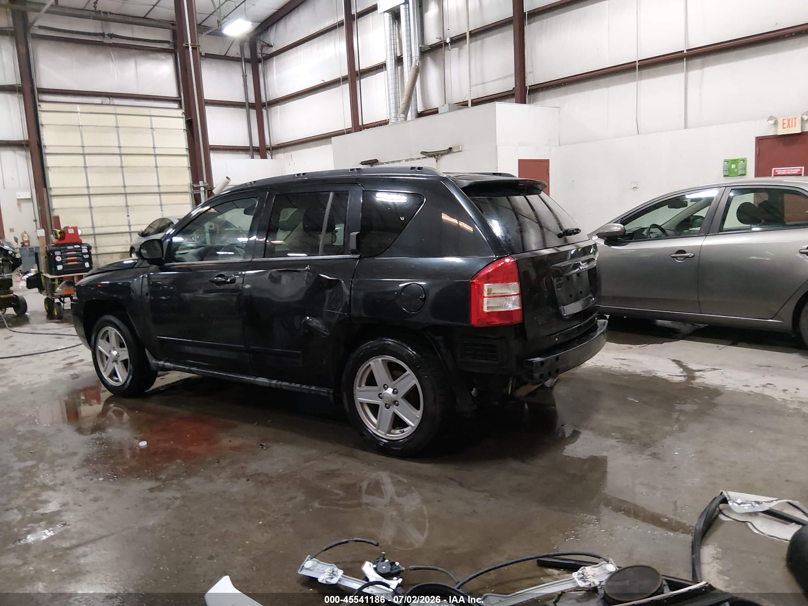2010 Jeep Compass Sport White vin: 1J4NT4FB6AD578699