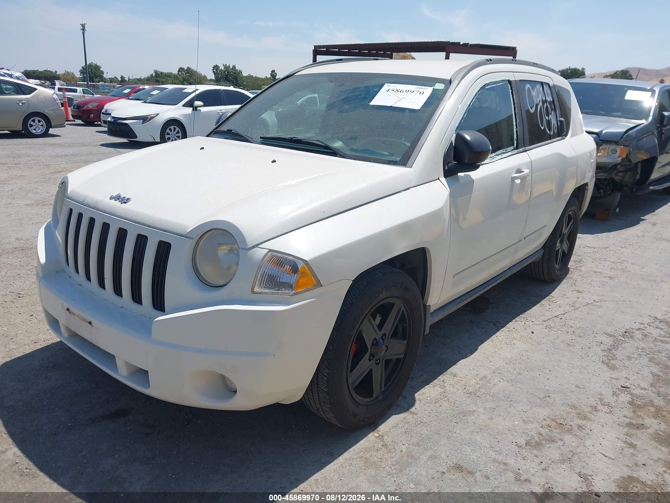 2010 Jeep Compass Sport White vin: 1J4NT4FB6AD601916