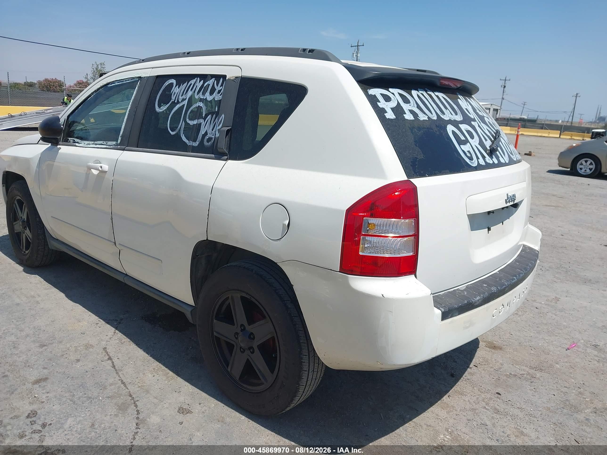 2010 Jeep Compass Sport White vin: 1J4NT4FB6AD601916
