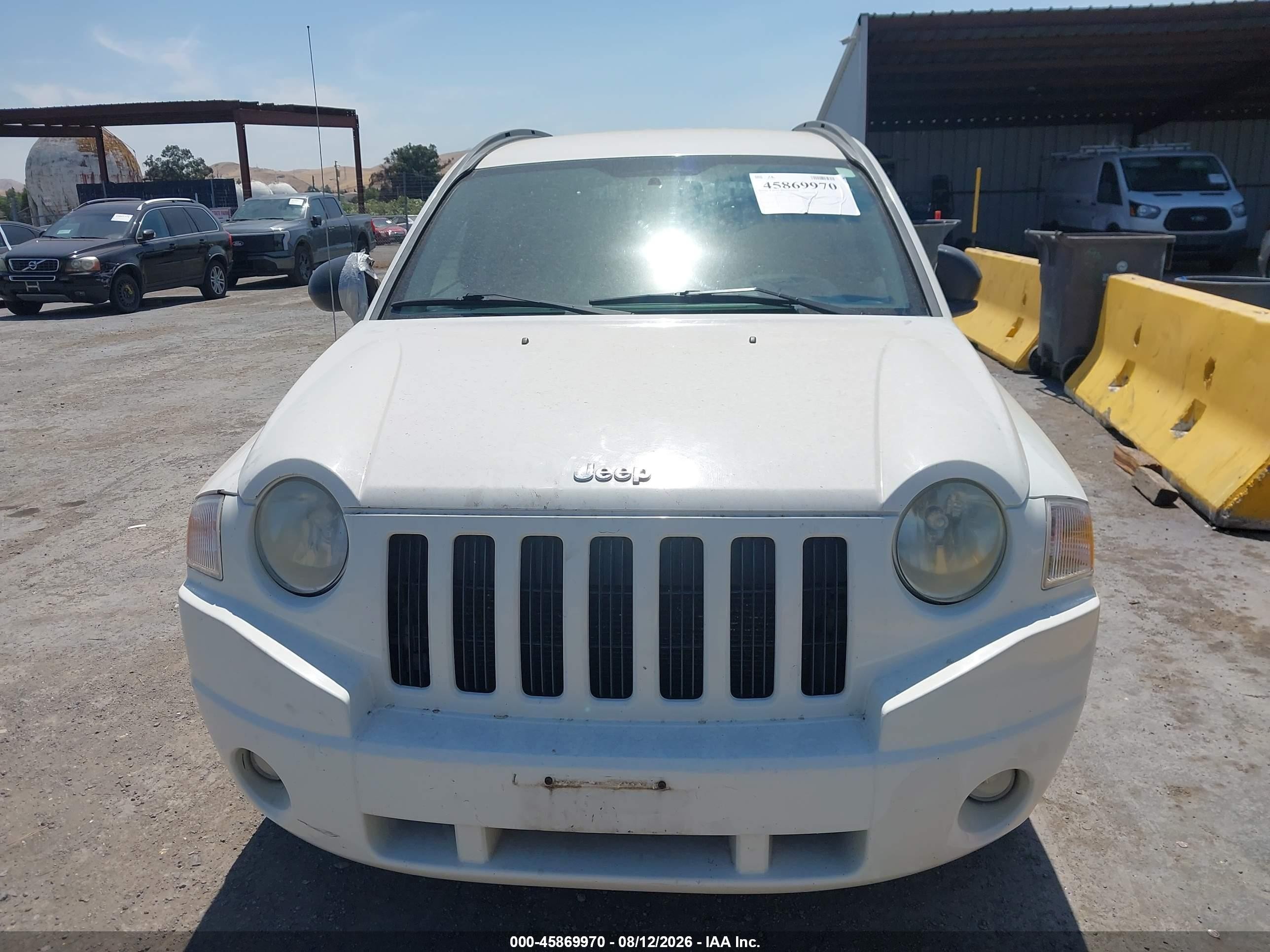 2010 Jeep Compass Sport White vin: 1J4NT4FB6AD601916