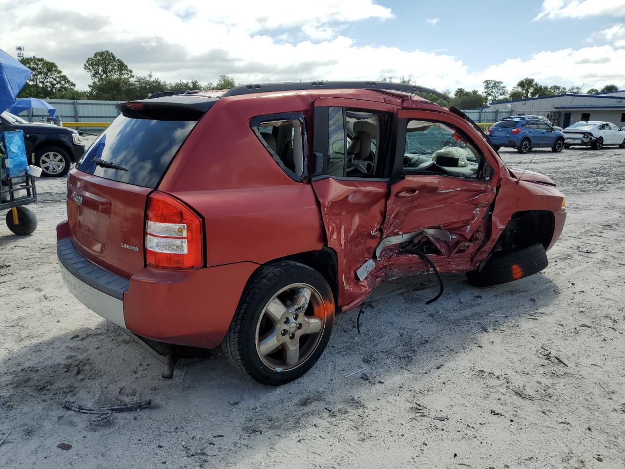 2010 Jeep Compass Limited Red vin: 1J4NT5FB0AD643441