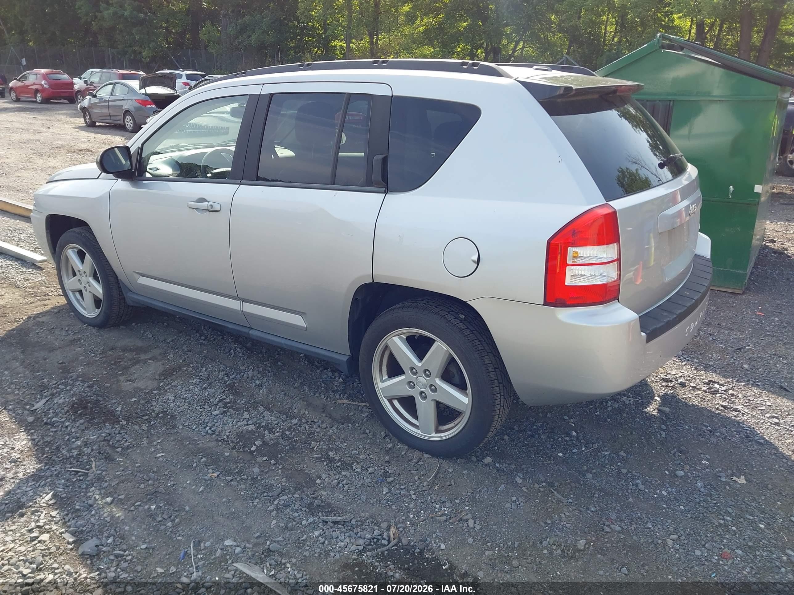 2010 Jeep Compass Limited Silver vin: 1J4NT5FB1AD526659
