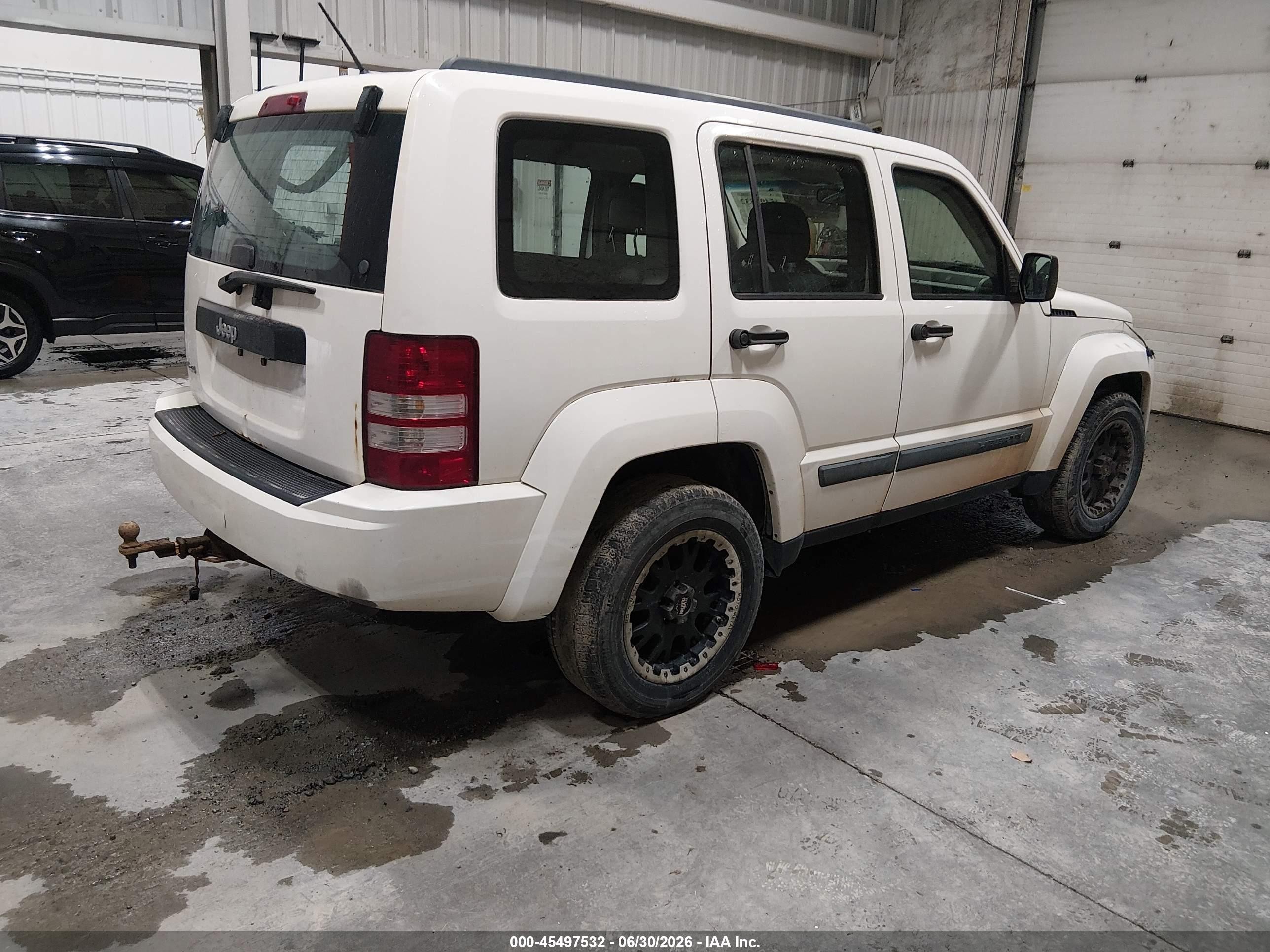 2010 Jeep Liberty Sport White vin: 1J4PN2GK0AW105942