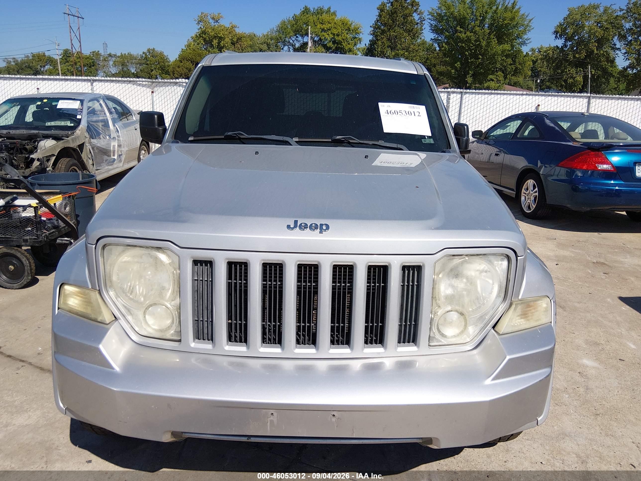 2011 Jeep Liberty Sport Silver vin: 1J4PN2GK0BW529669