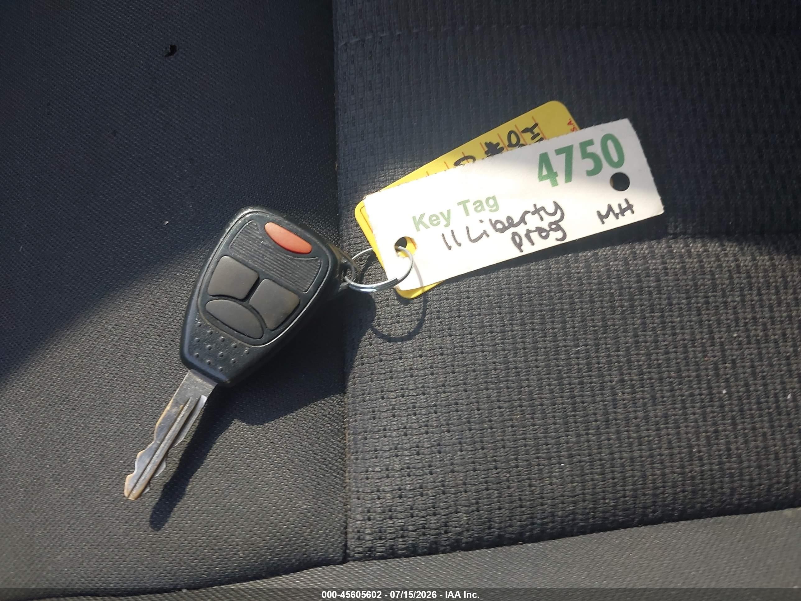 2011 Jeep Liberty Sport Серебряный vin: 1J4PN2GK0BW529705