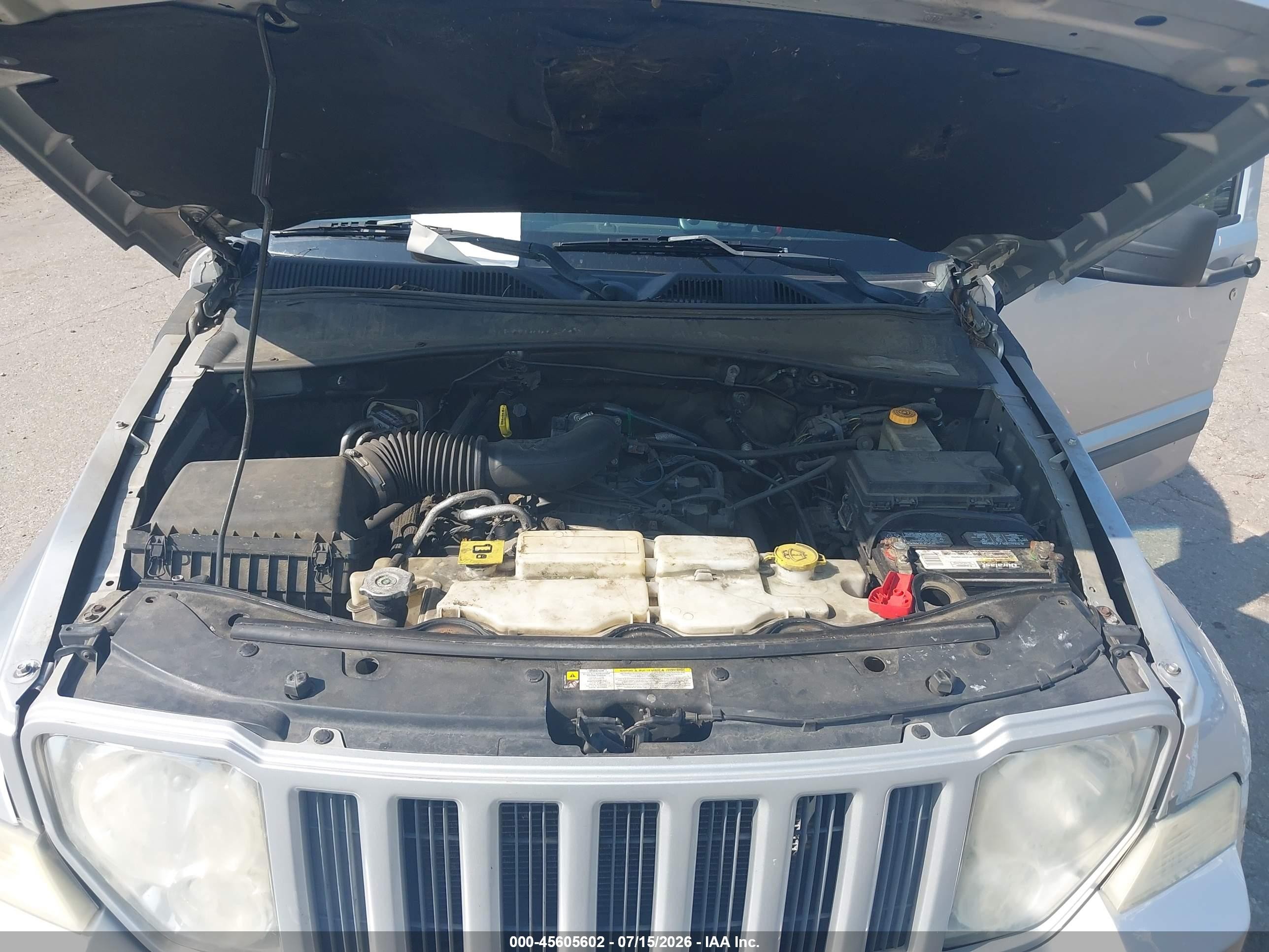 2011 Jeep Liberty Sport Серебряный vin: 1J4PN2GK0BW529705