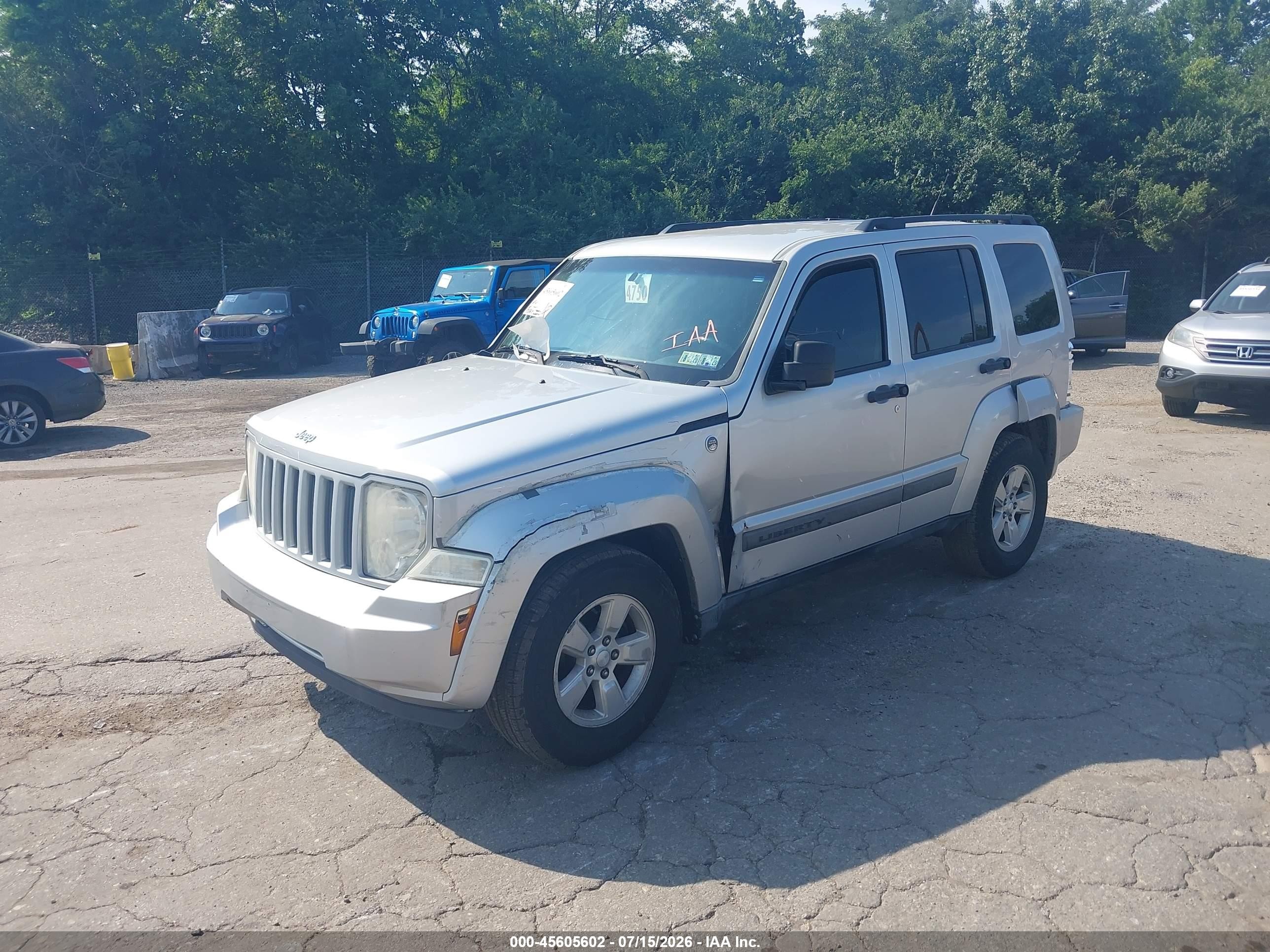 2011 Jeep Liberty Sport Серебряный vin: 1J4PN2GK0BW529705