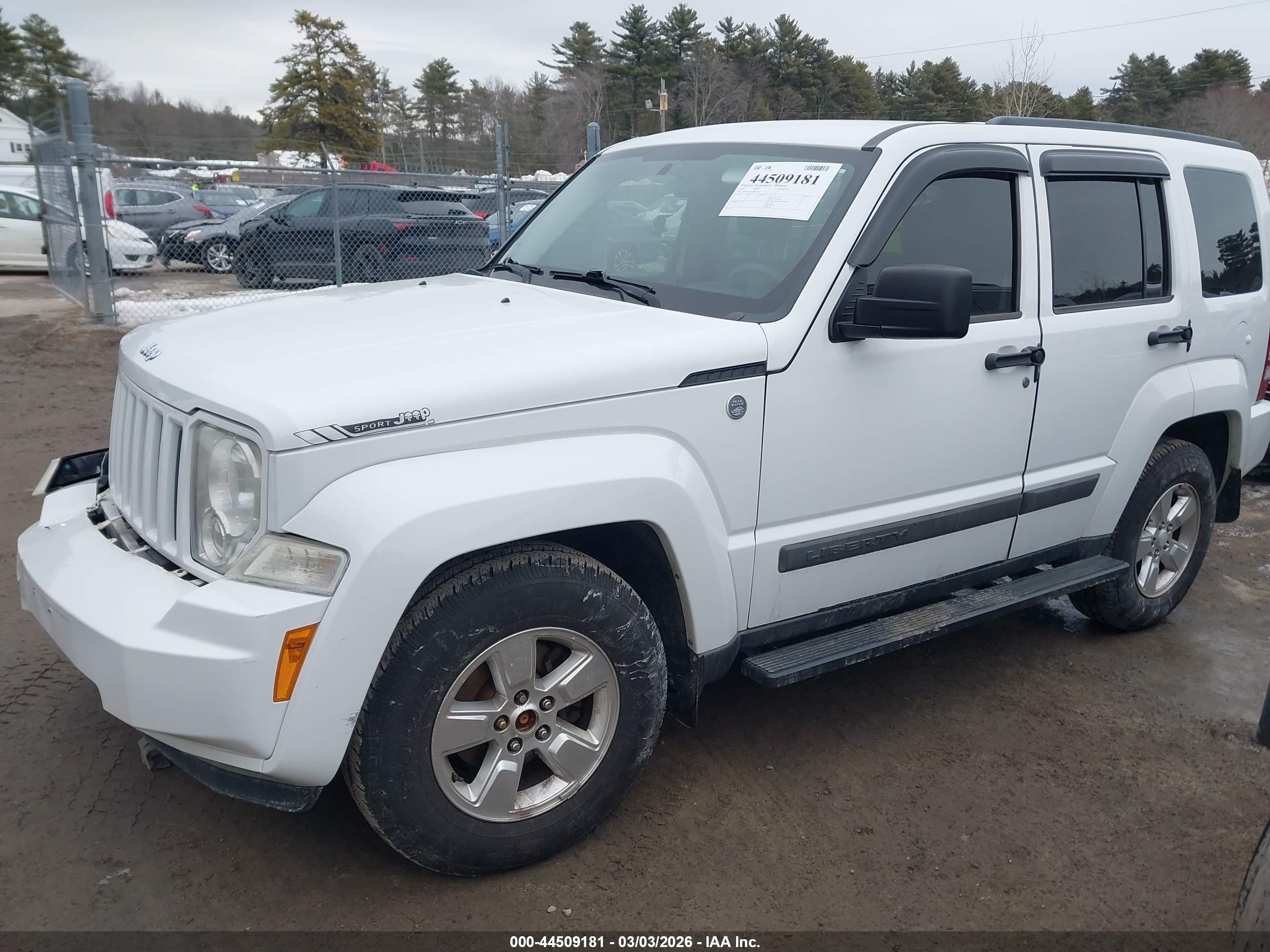 2011 Jeep Liberty Sport Белый vin: 1J4PN2GK0BW530210