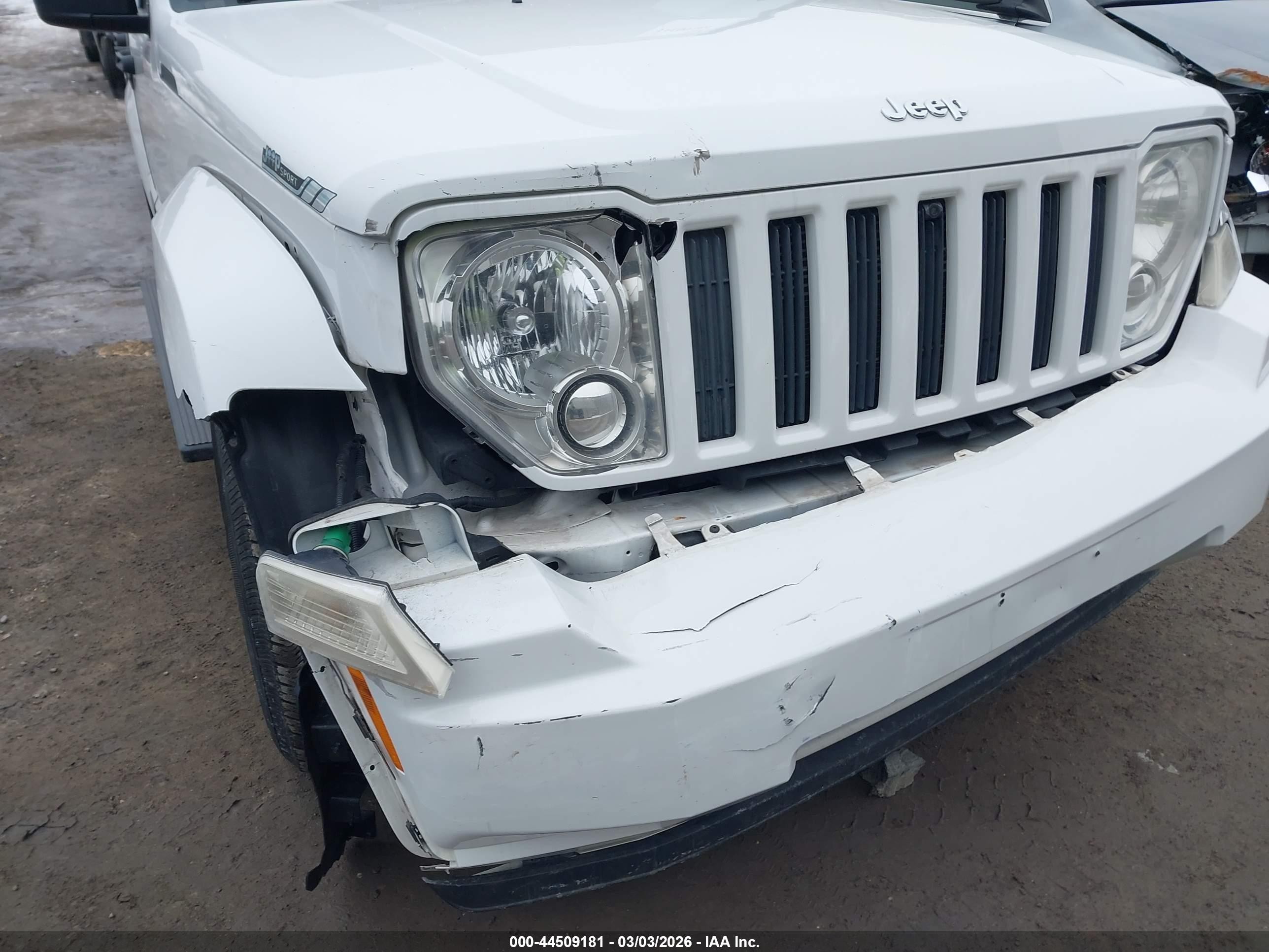2011 Jeep Liberty Sport Белый vin: 1J4PN2GK0BW530210