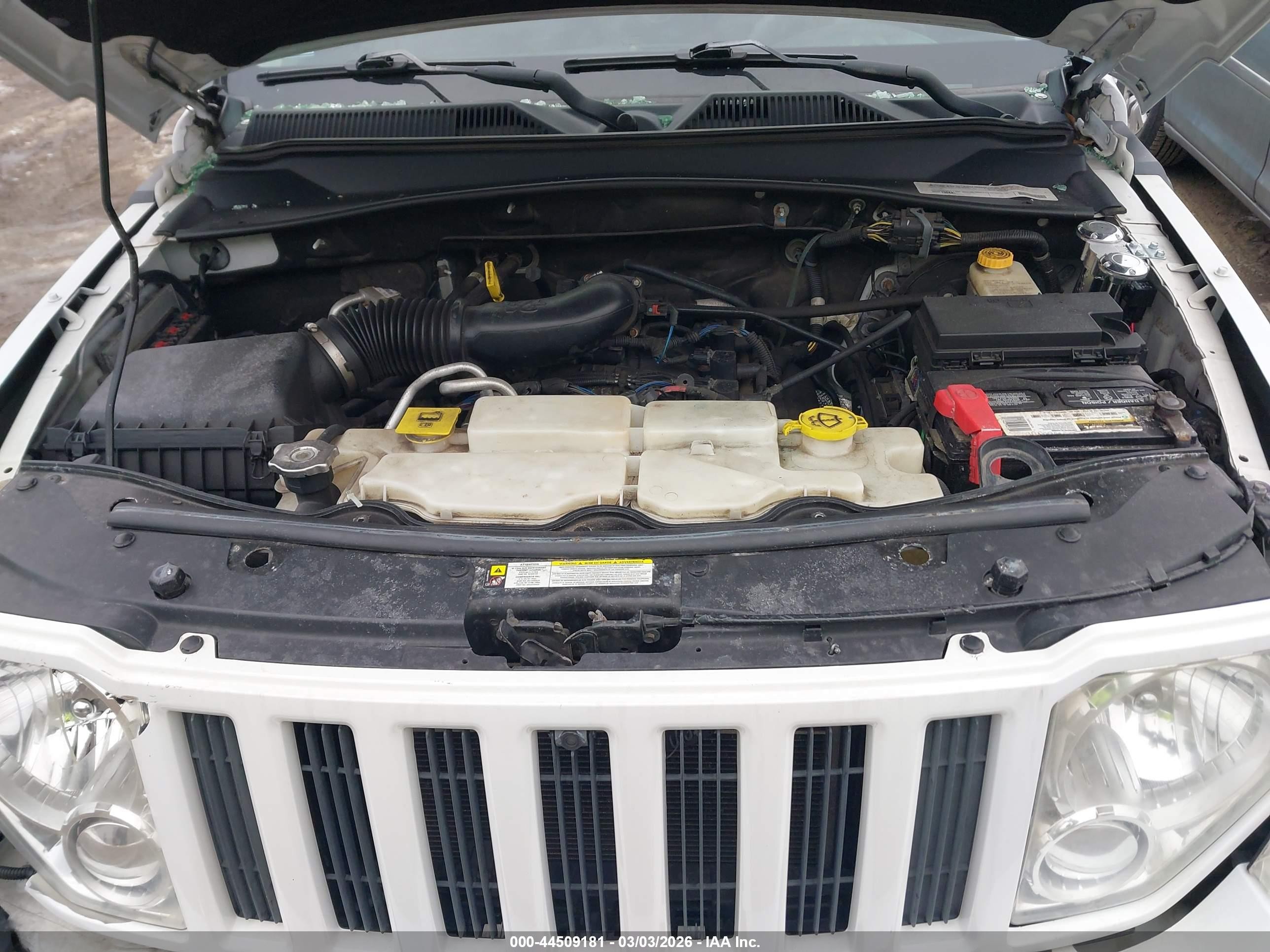 2011 Jeep Liberty Sport Белый vin: 1J4PN2GK0BW530210