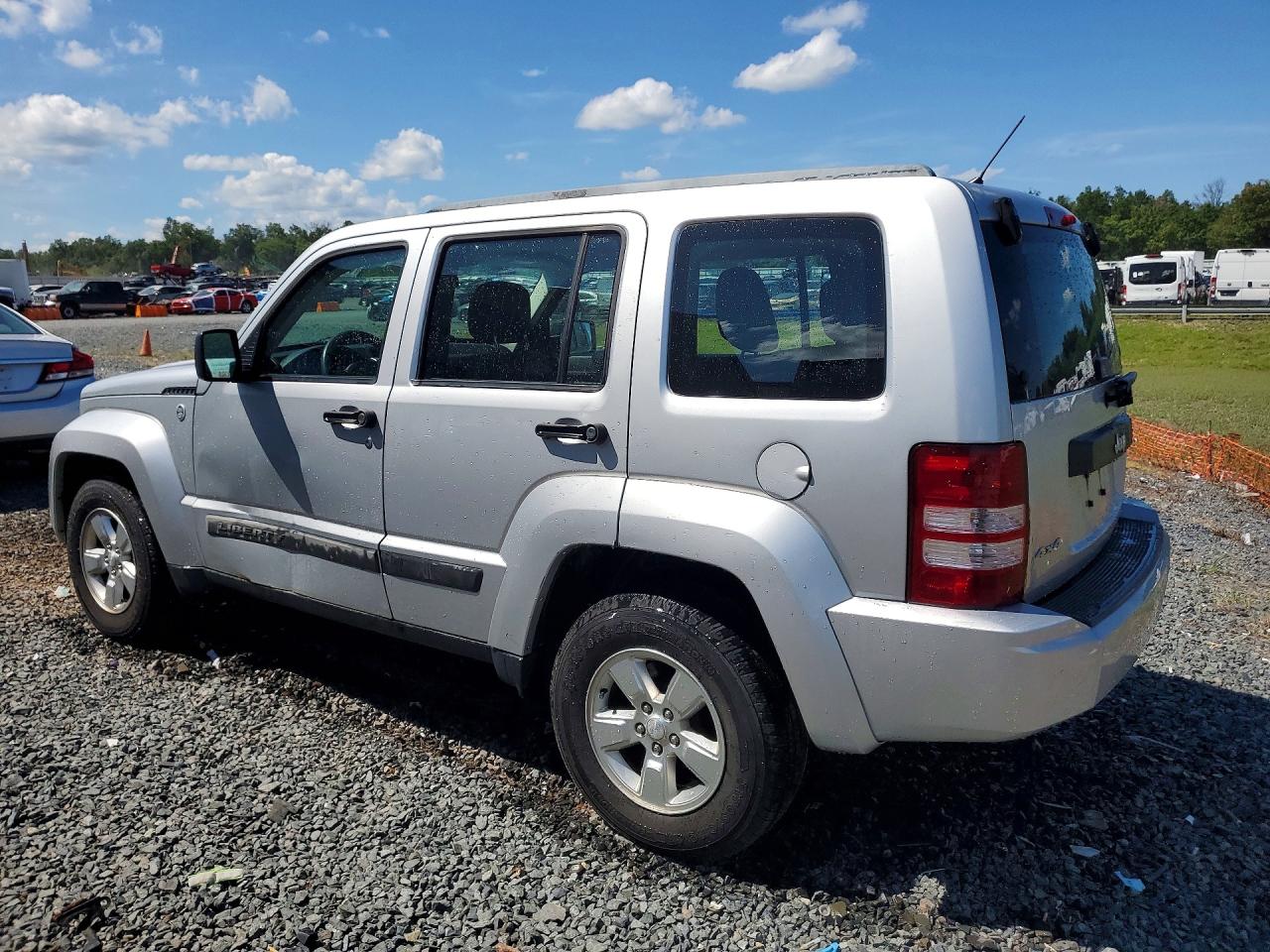 2011 Jeep Liberty Sport Silver vin: 1J4PN2GK0BW584624
