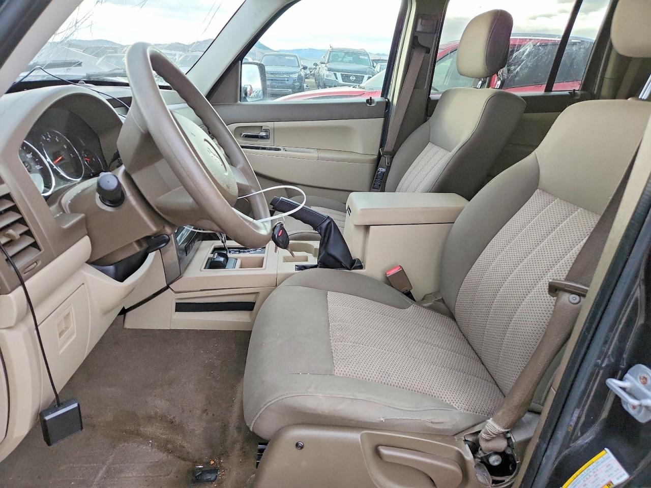 2010 Jeep Liberty Sport Gray vin: 1J4PN2GK1AW163154