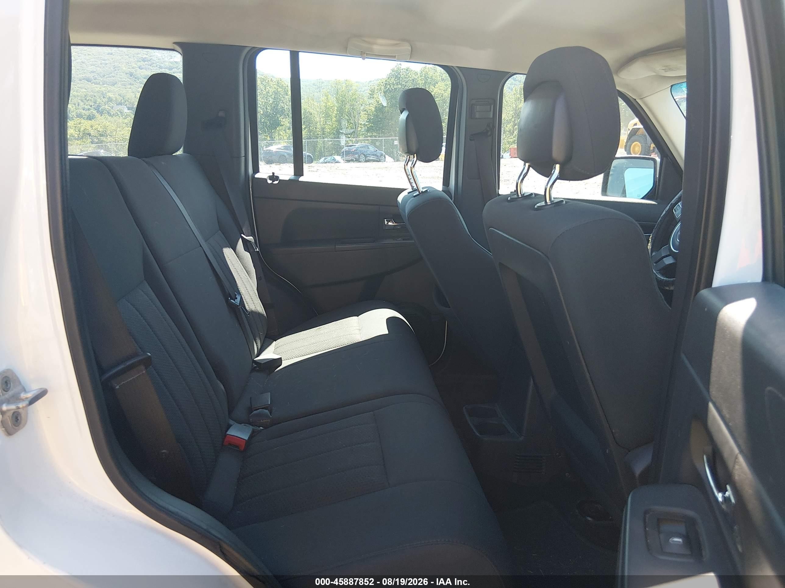 2011 Jeep Liberty Sport White vin: 1J4PN2GK1BW575267