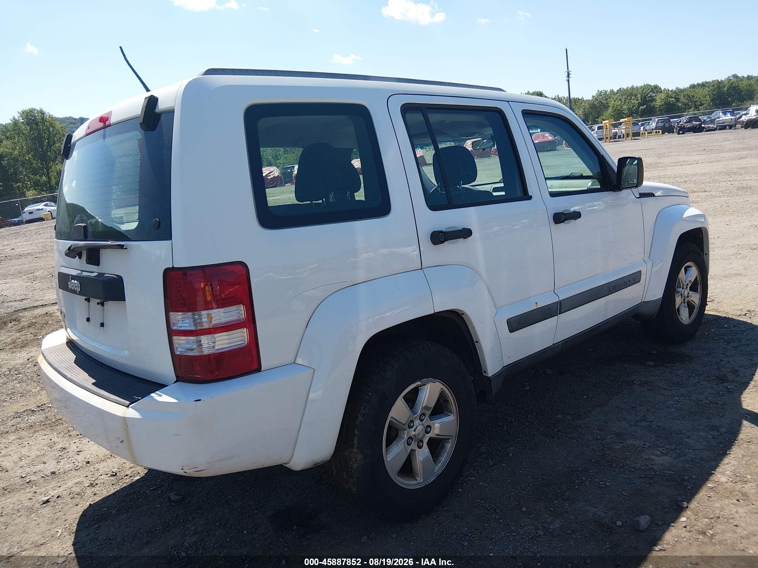 2011 Jeep Liberty Sport White vin: 1J4PN2GK1BW575267
