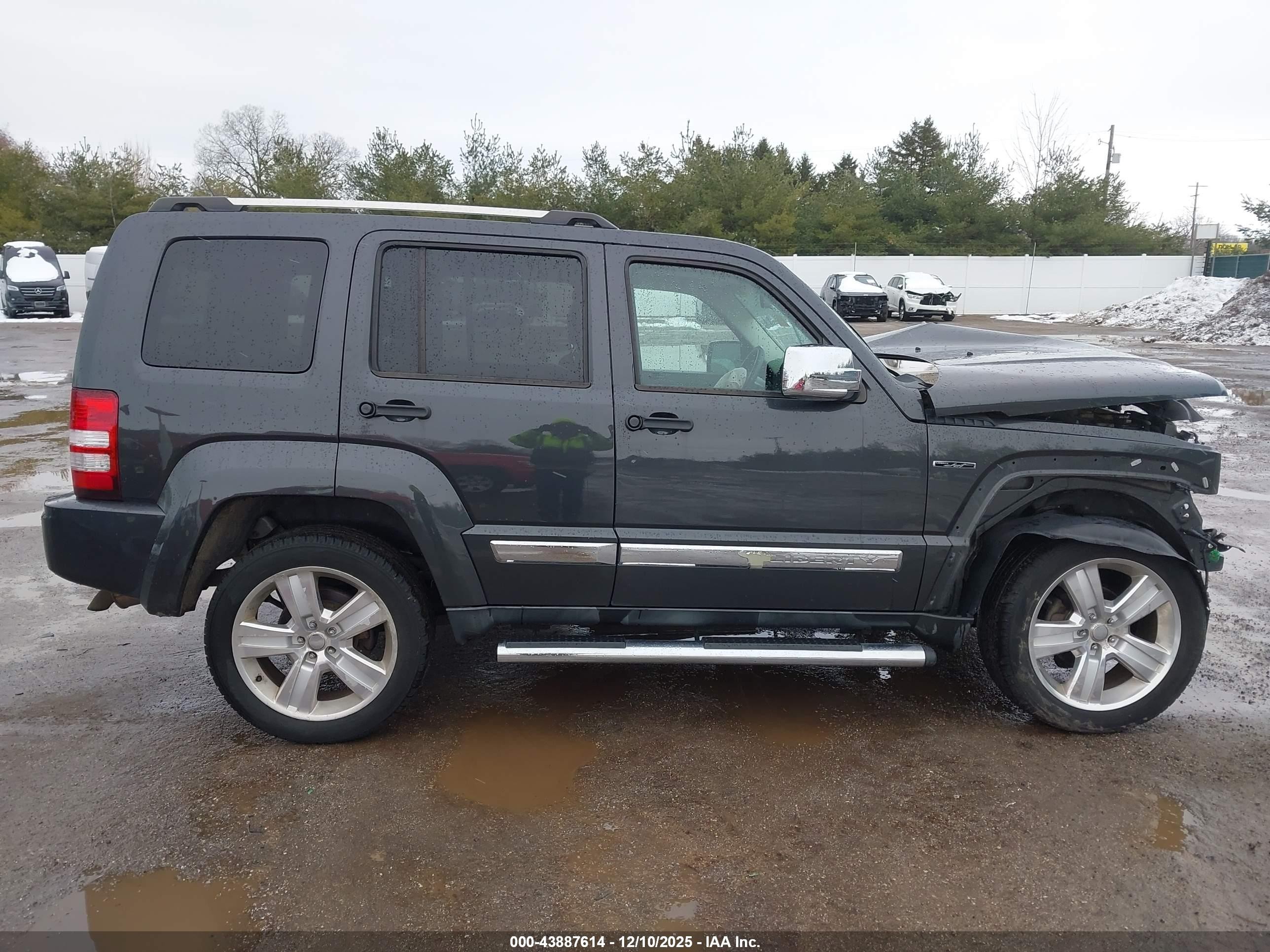 2011 Jeep Liberty Sport Gray vin: 1J4PN2GK1BW588200