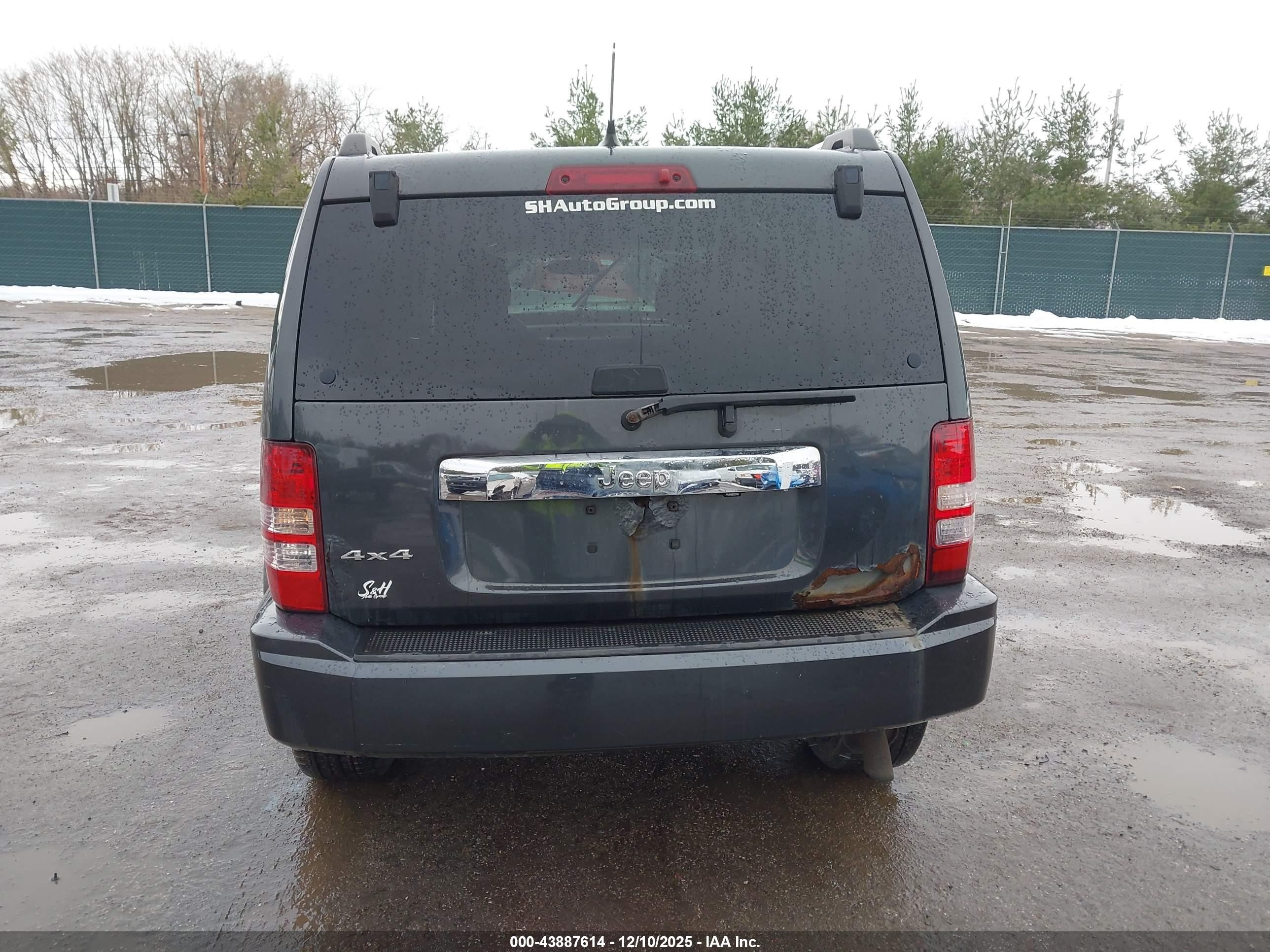 2011 Jeep Liberty Sport Gray vin: 1J4PN2GK1BW588200