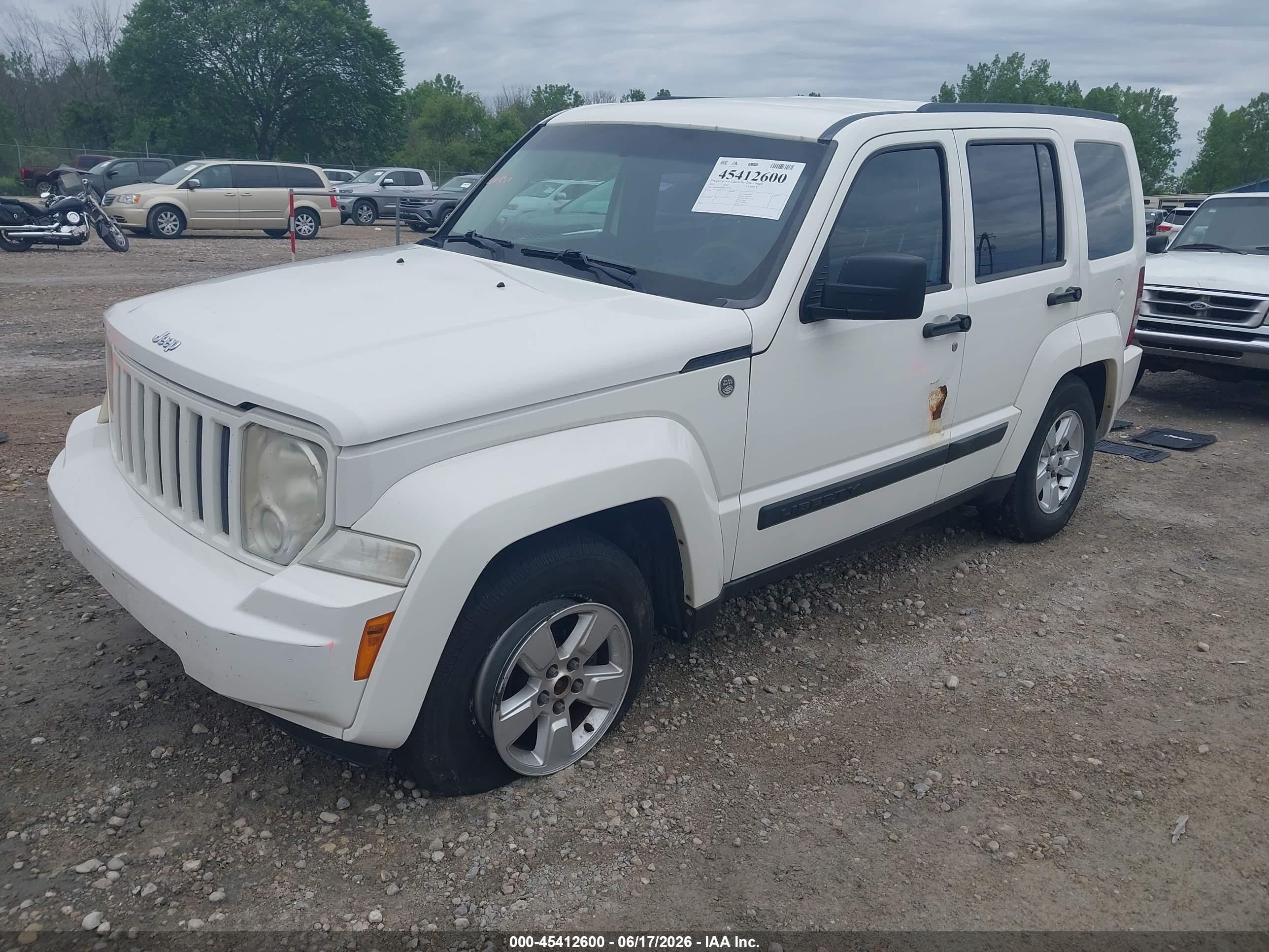 2010 Jeep Liberty Sport White vin: 1J4PN2GK2AW133144