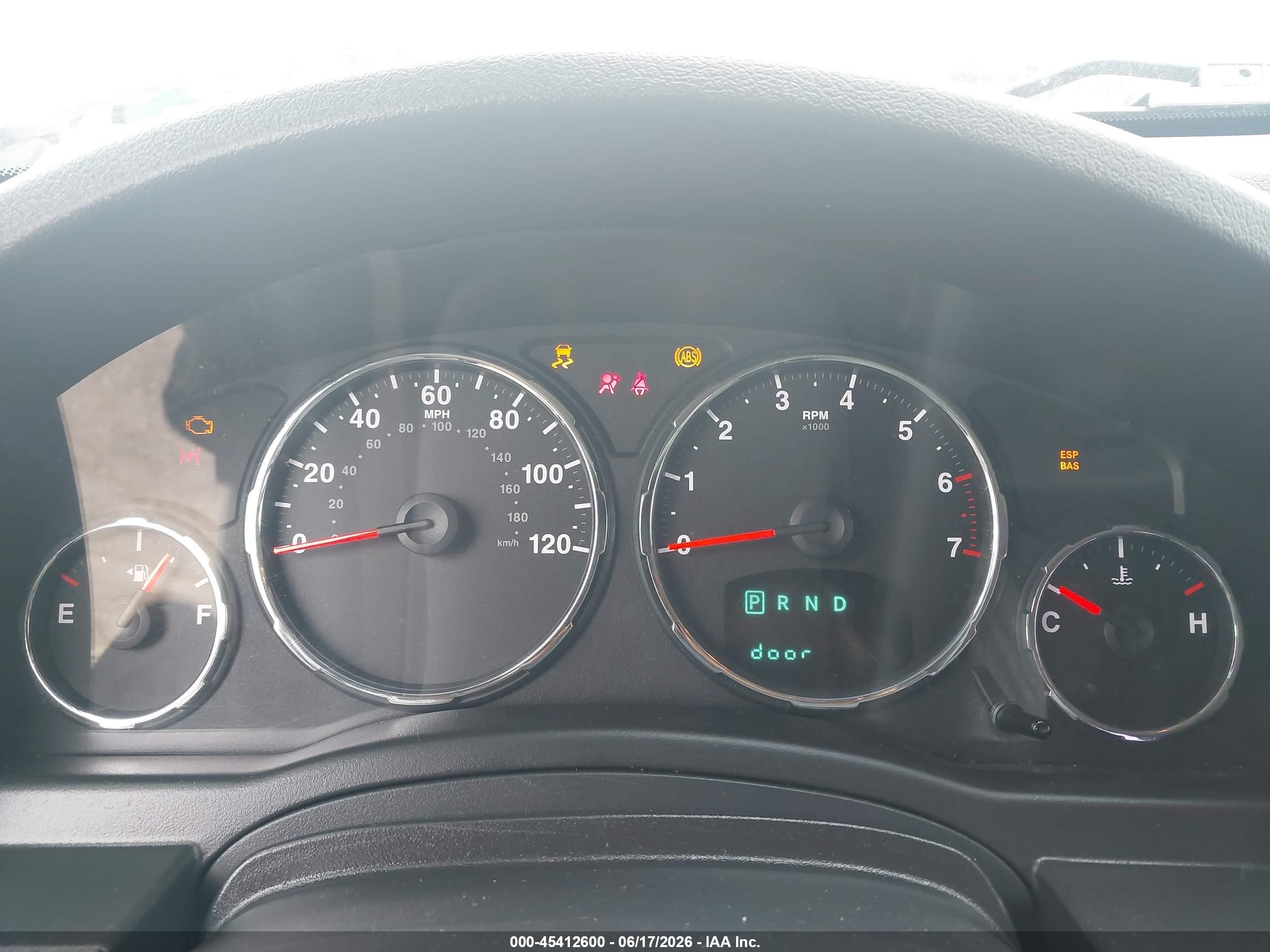 2010 Jeep Liberty Sport White vin: 1J4PN2GK2AW133144