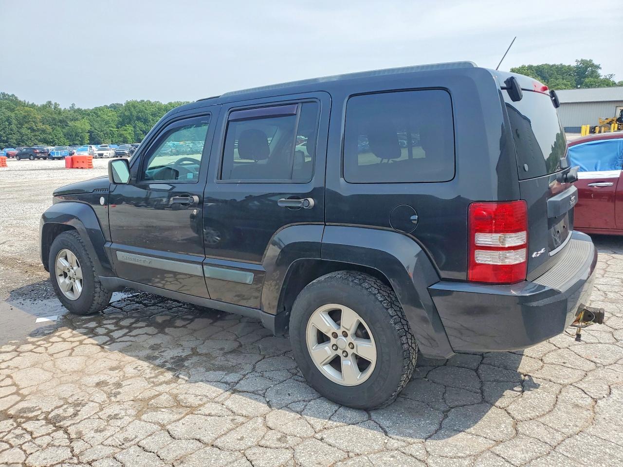 2010 Jeep Liberty Sport Черный vin: 1J4PN2GK2AW159338