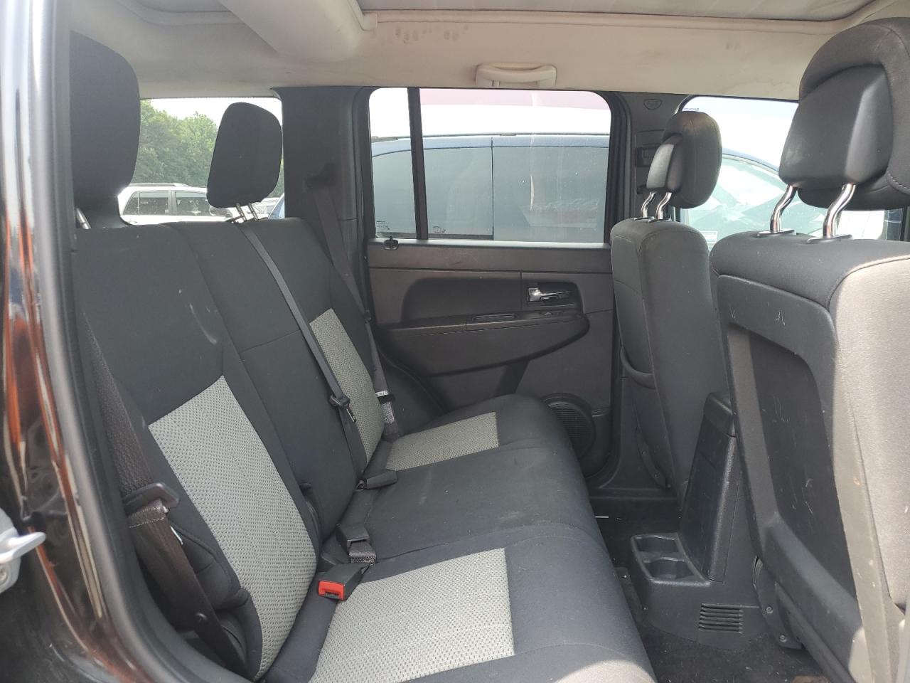 2010 Jeep Liberty Sport Черный vin: 1J4PN2GK2AW159338