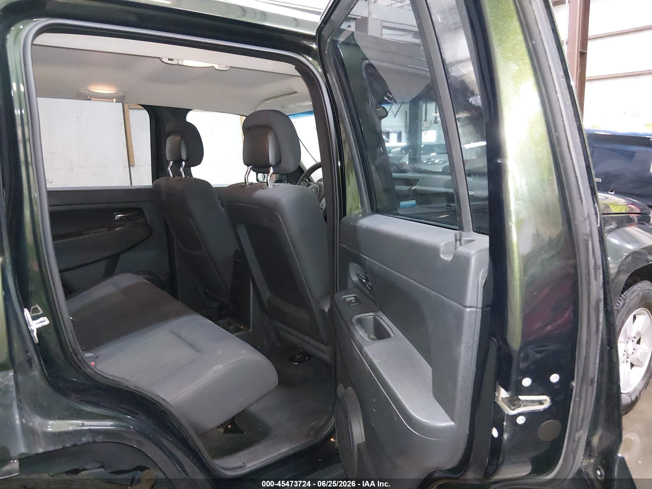 2011 Jeep Liberty Sport Green vin: 1J4PN2GK2BW510654