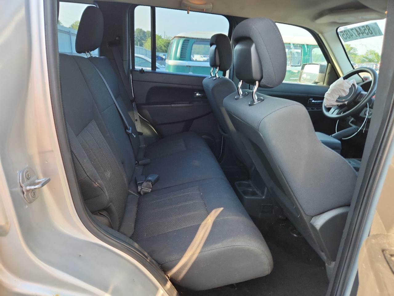 2011 Jeep Liberty Sport Серебряный vin: 1J4PN2GK2BW546697