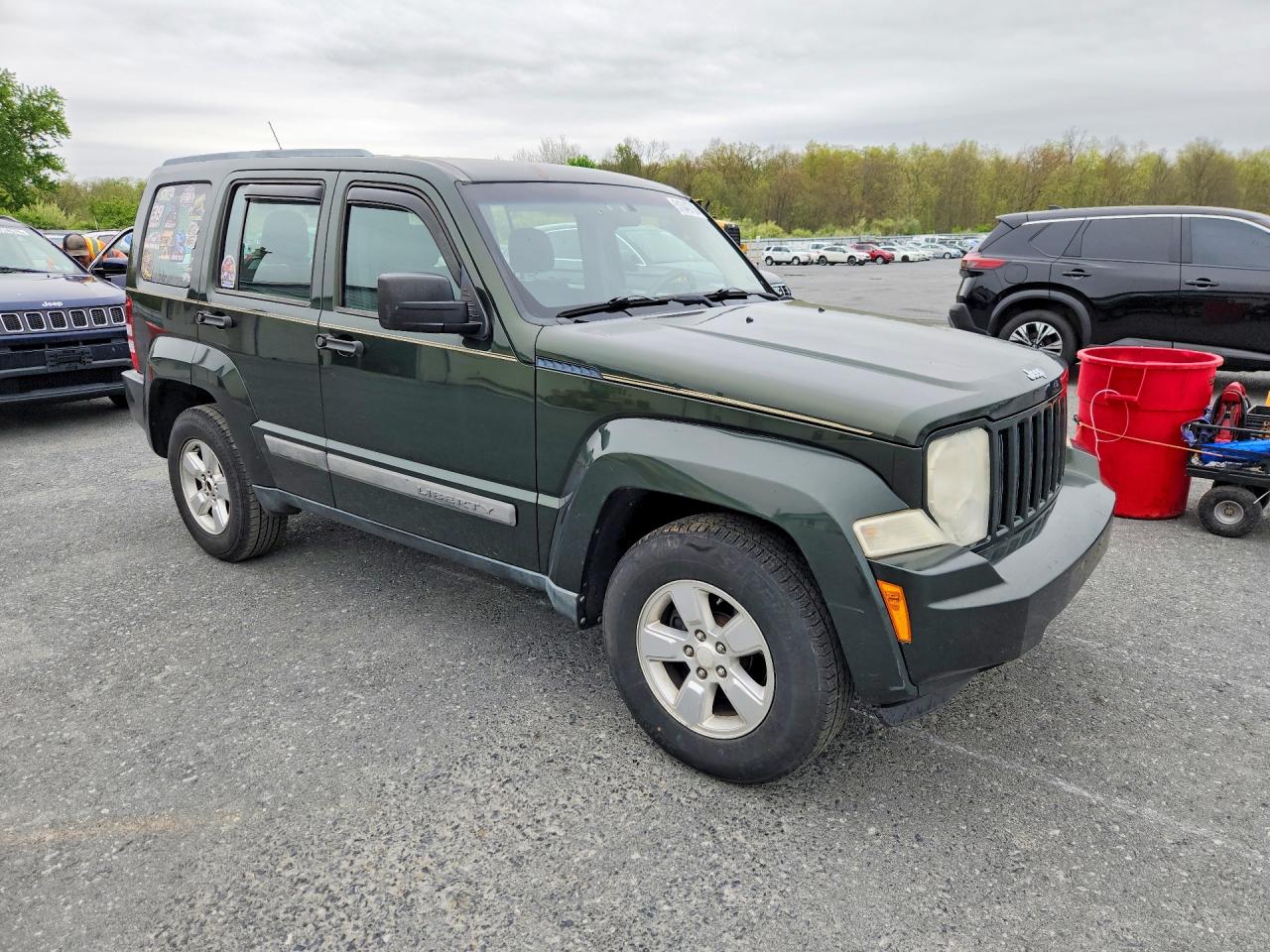 2011 Jeep Liberty Green vin: 1J4PN2GK2BW552029