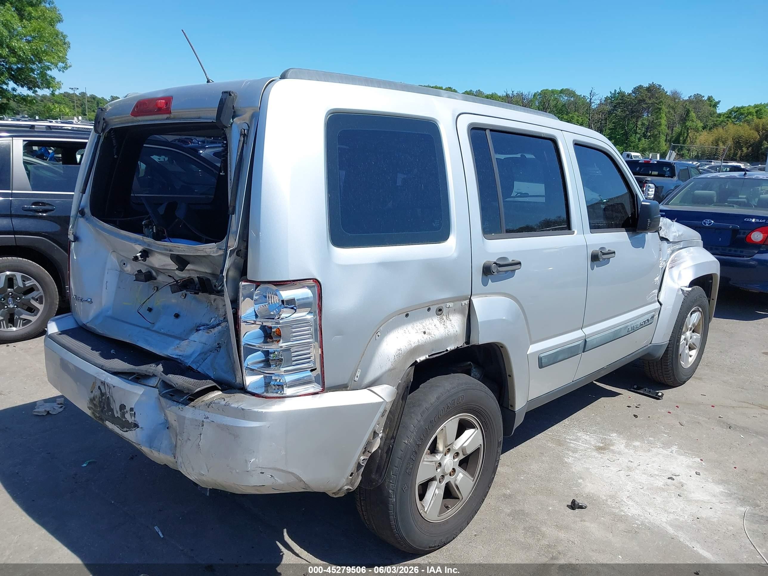 2010 Jeep Liberty Sport Gray vin: 1J4PN2GK3AW103828