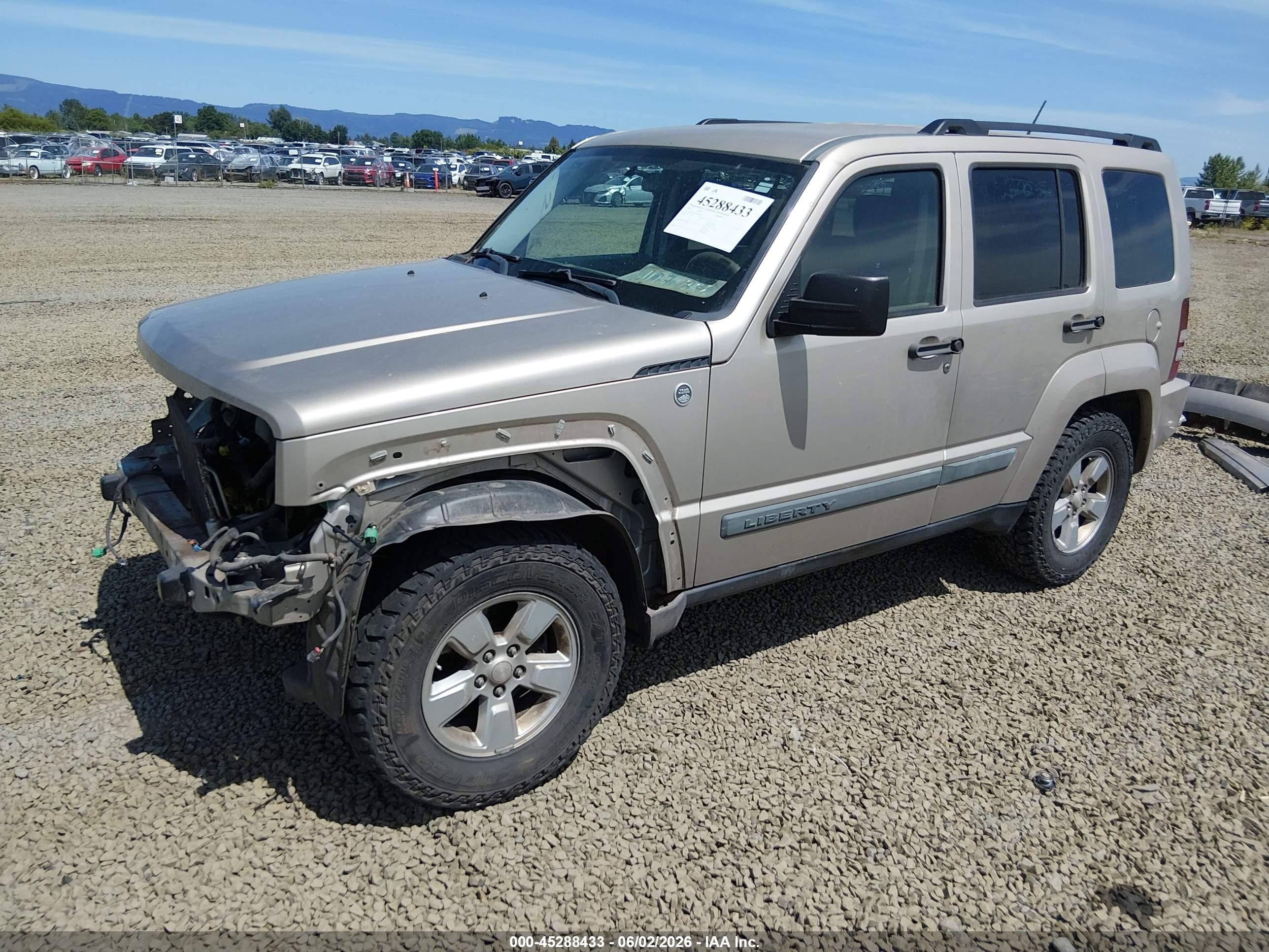 2010 Jeep Liberty Sport Коричневый vin: 1J4PN2GK3AW130818
