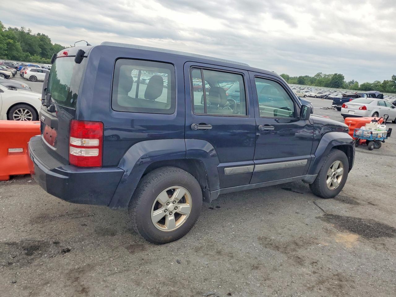 2011 Jeep Liberty Sport Синий vin: 1J4PN2GK3BW577716