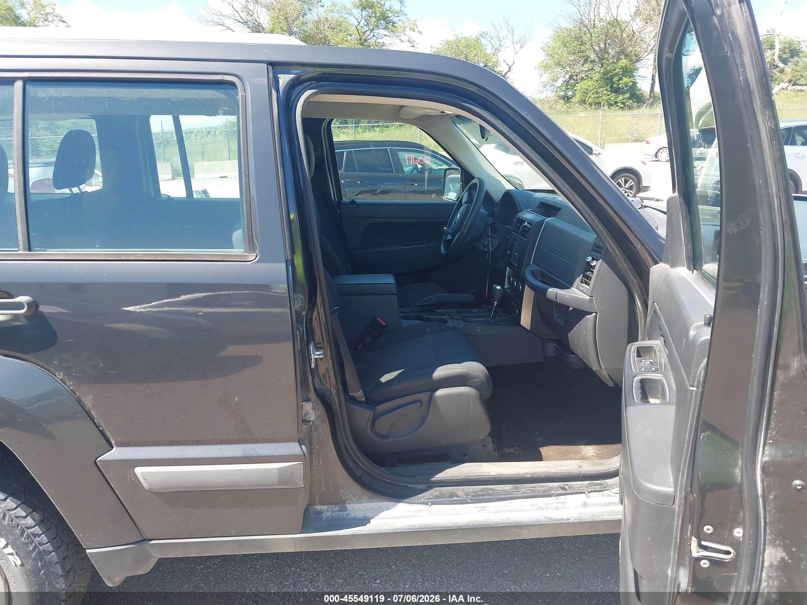 2011 Jeep Liberty Sport Black vin: 1J4PN2GK3BW595472