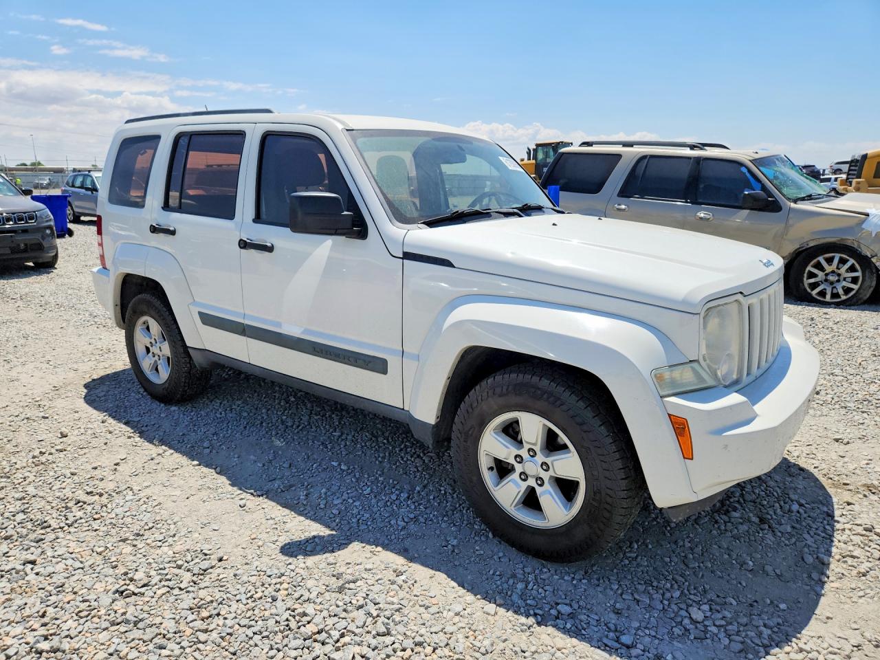 2010 Jeep Liberty Sport Белый vin: 1J4PN2GK4AW128561