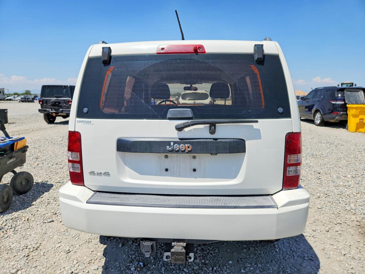 2010 Jeep Liberty Sport Белый vin: 1J4PN2GK4AW128561