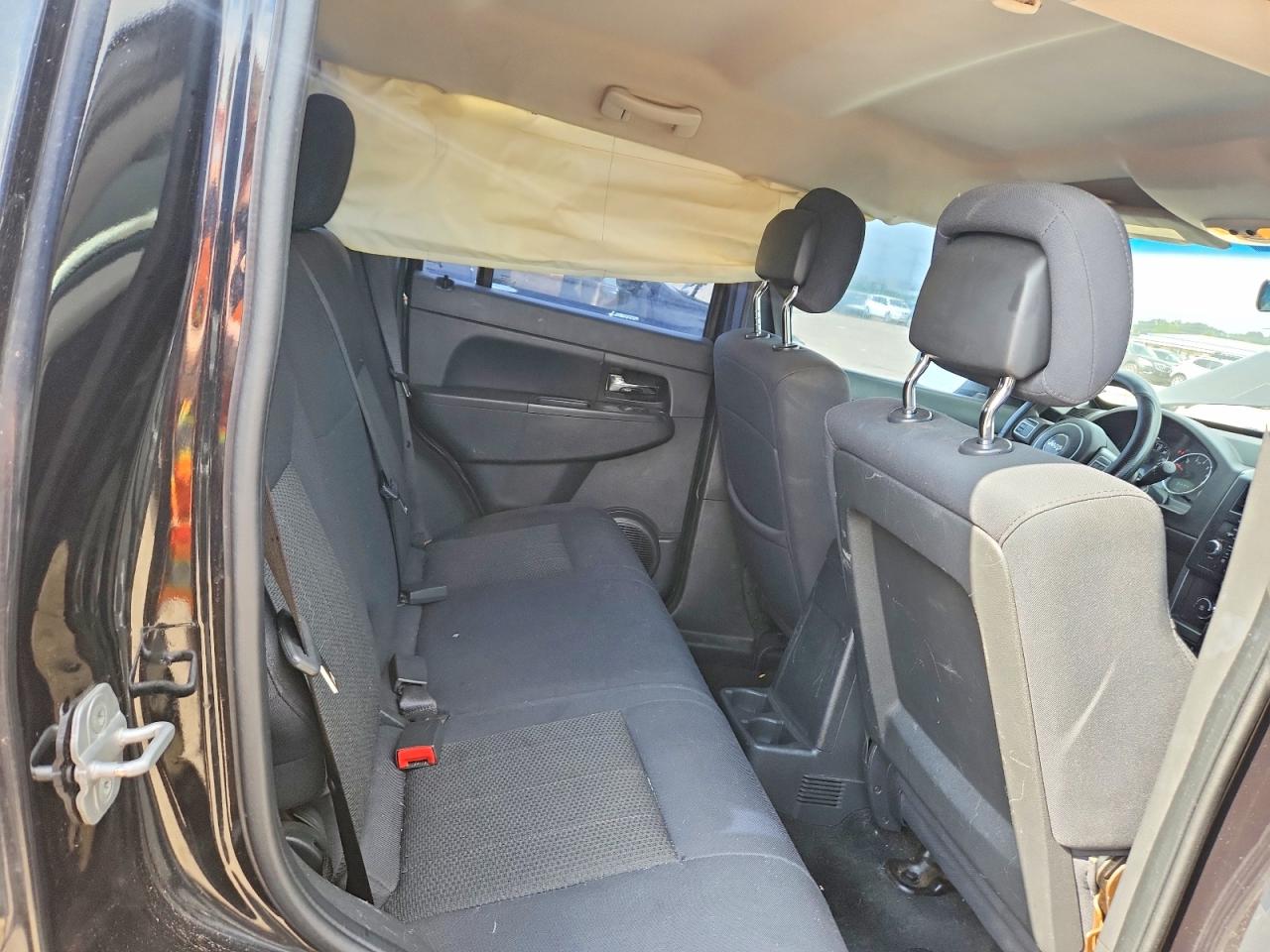 2011 Jeep Liberty Sport Black vin: 1J4PN2GK4BW524832