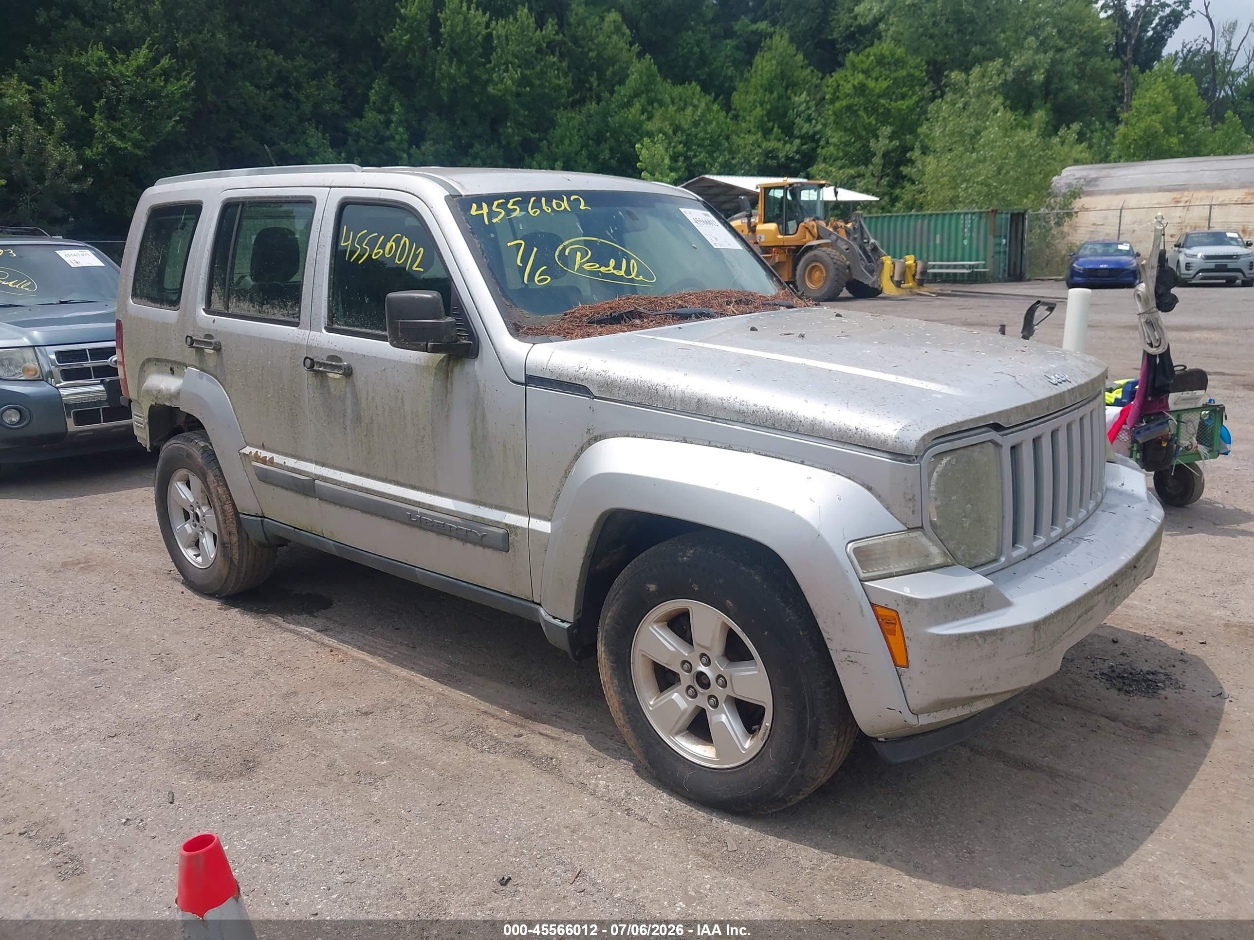 2011 Jeep Liberty Sport Silver vin: 1J4PN2GK4BW557510
