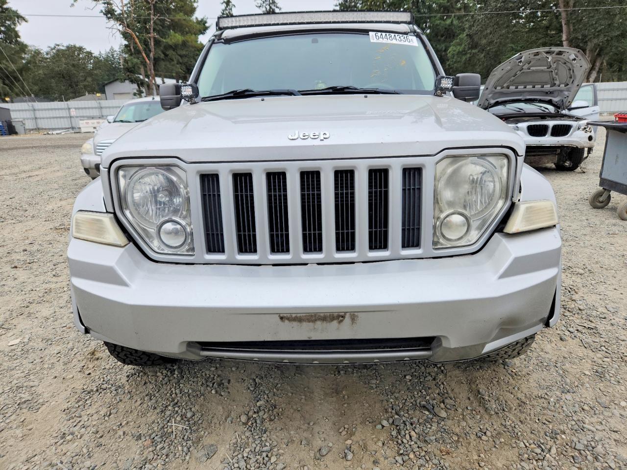 2011 Jeep Liberty Sport Silver vin: 1J4PN2GK4BW579667