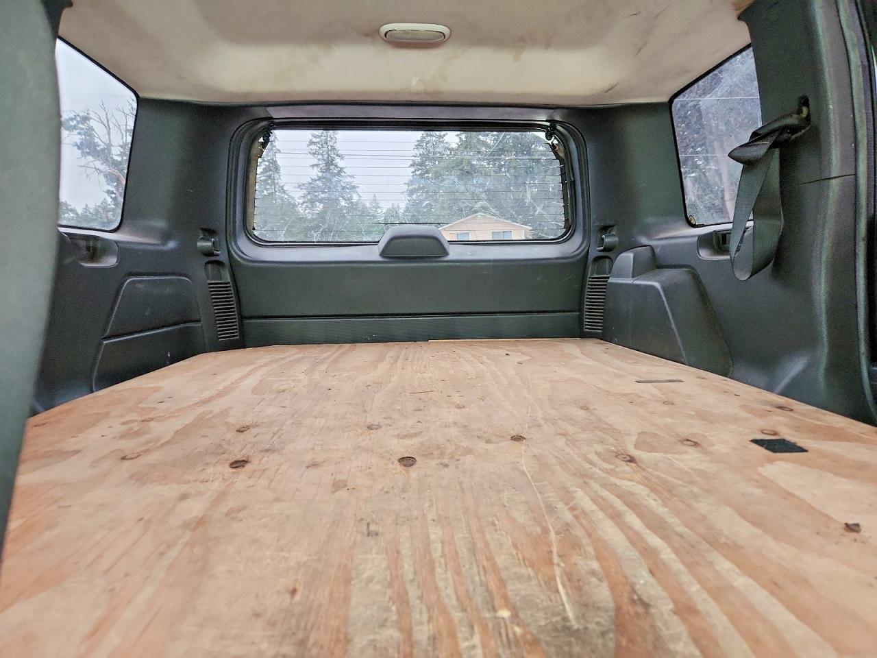 2011 Jeep Liberty Sport Silver vin: 1J4PN2GK4BW579667