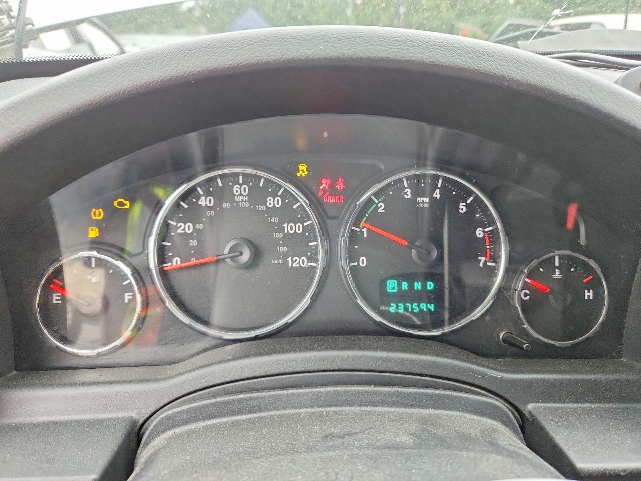 2011 Jeep Liberty Sport Silver vin: 1J4PN2GK4BW579667