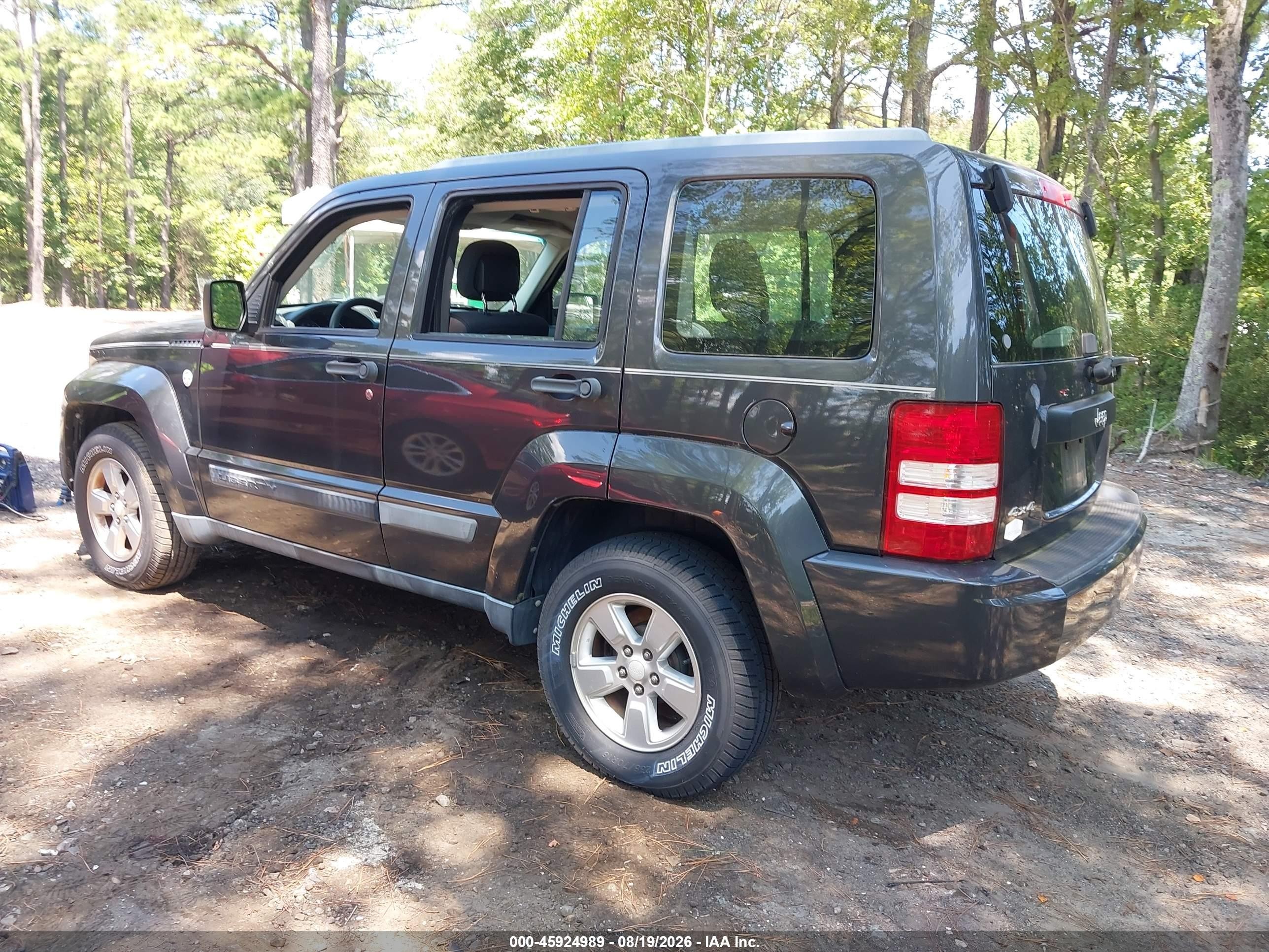 2011 Jeep Liberty Sport Black vin: 1J4PN2GK4BW579782
