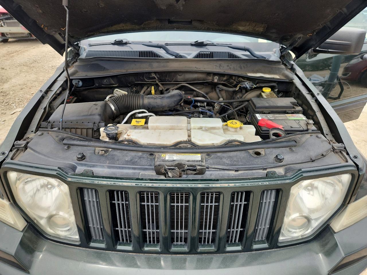 2011 Jeep Liberty Sport Green vin: 1J4PN2GK5BW542191